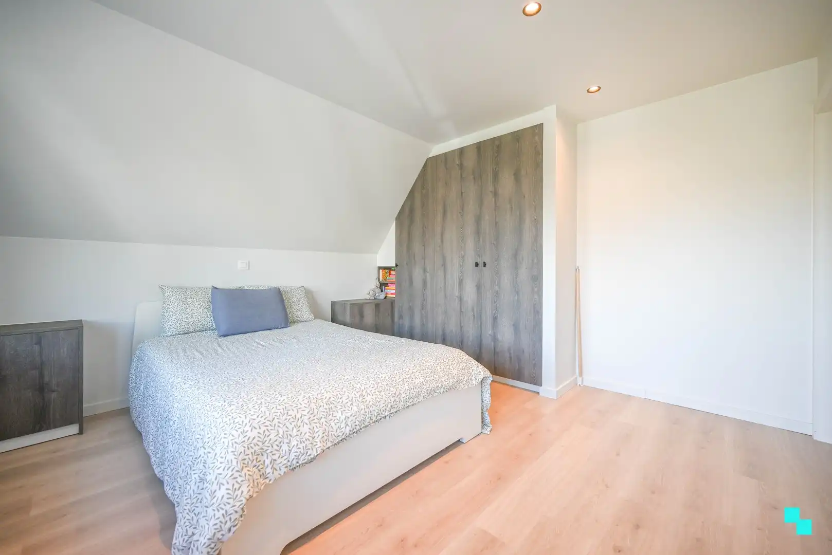 Gerenoveerde, veelzijdige woning in Anzegem foto 19