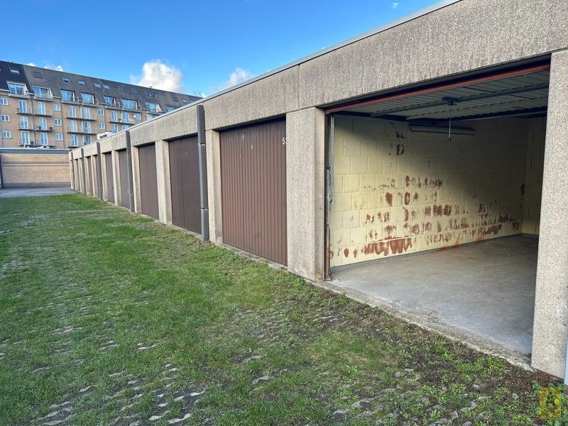 Gelijkvloerse garagebox te huur in centrum Bredene-Duinen! foto 6