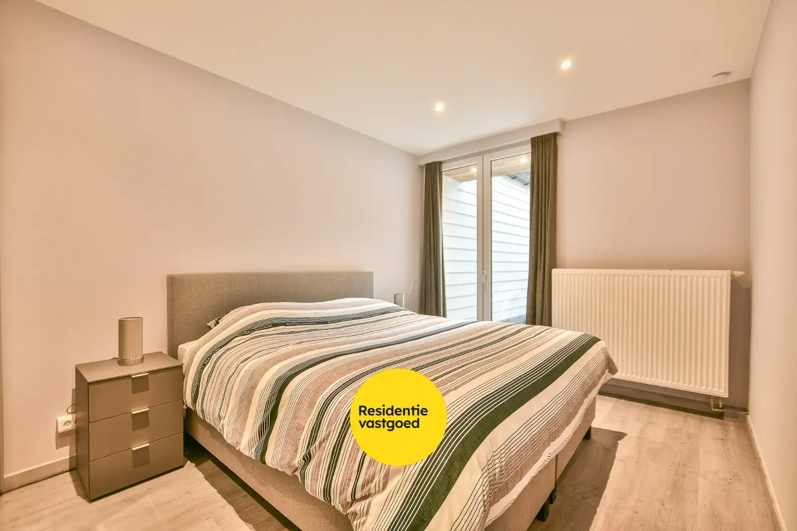 Gerenoveerd appartement met 2 slaapkamers te koop op toplocatie te Blankenberge!  foto 10