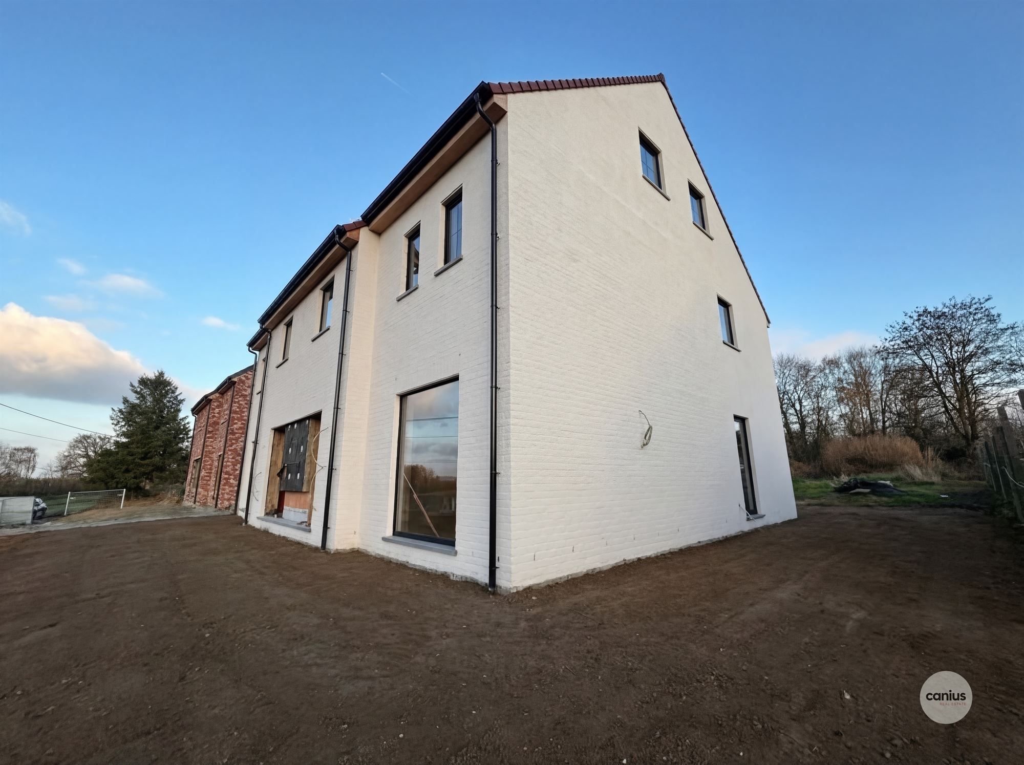 LANDELIJKE NIEUWBOUWWONING MET 4 SLPKS foto 9