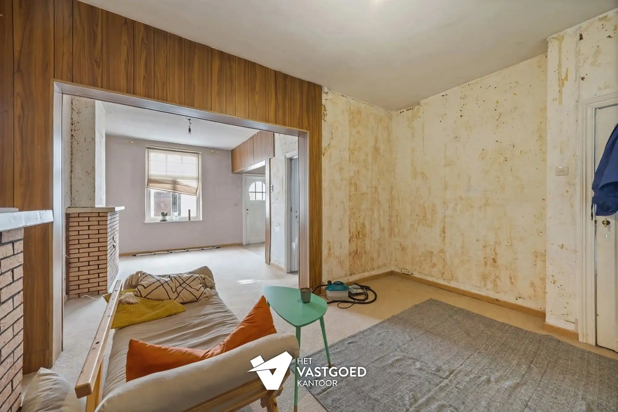 TE RENOVEREN KARAKTERVOLLE WONING MET 3 SLAAPKAMERS TE BERINGEN-MIJN foto 9