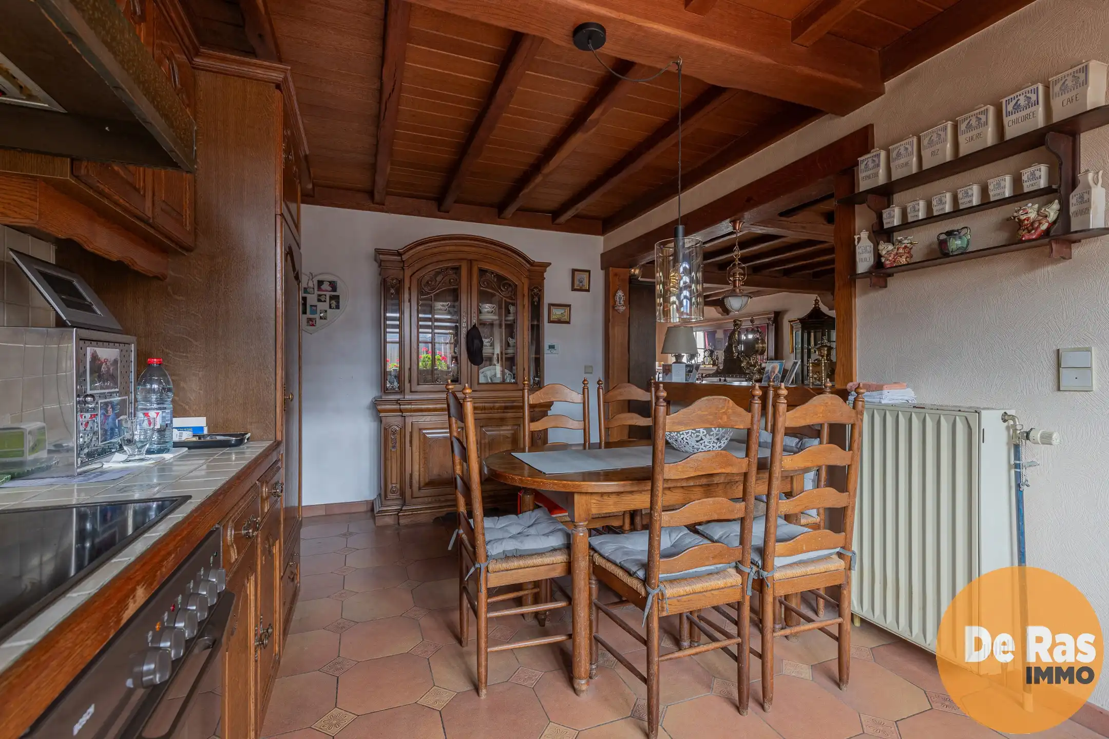 HAALTERT- Ruime woning met bouwgrond  foto 8