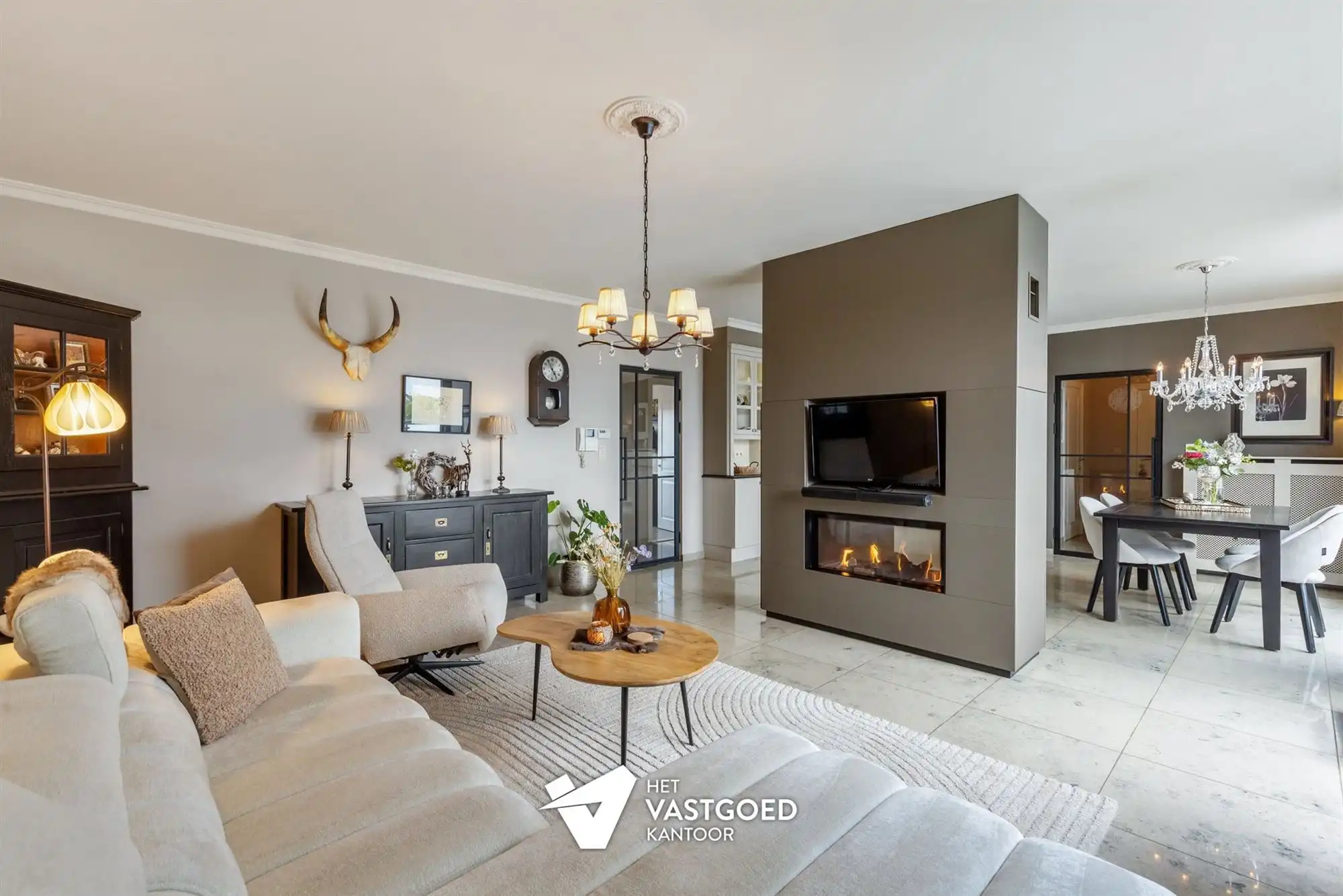 VRIJSTAANDE PENTHOUSE MET 3 SLPKS EN ZEER RUIM TERRAS! foto 3
