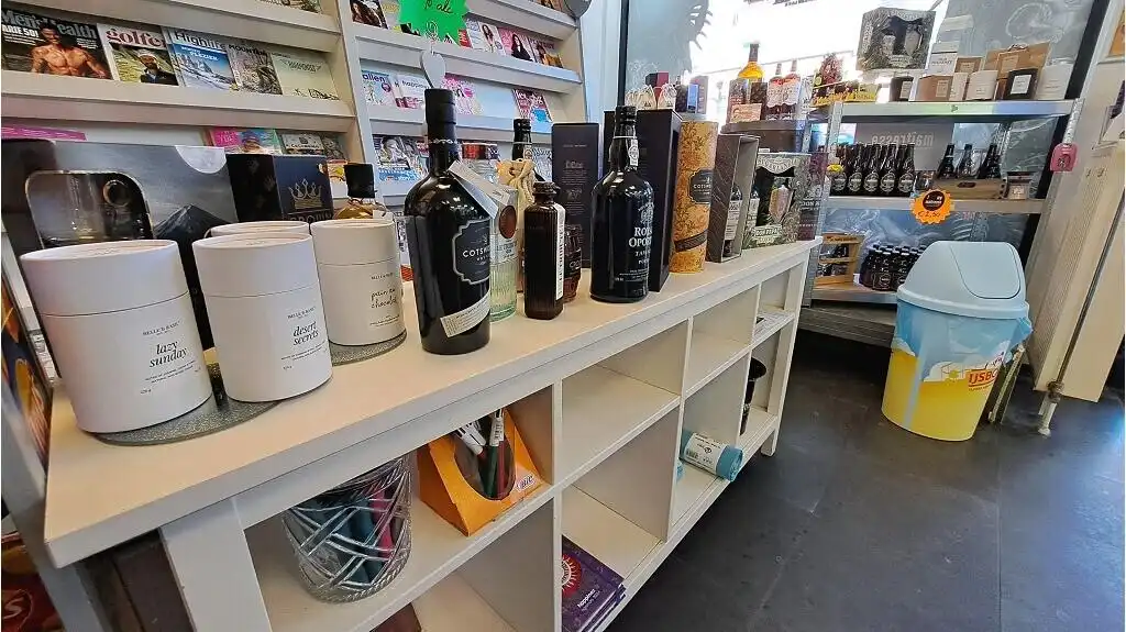 Overname dagbladhandel en drankenspeciaalzaak in Sijsele Damme foto 5