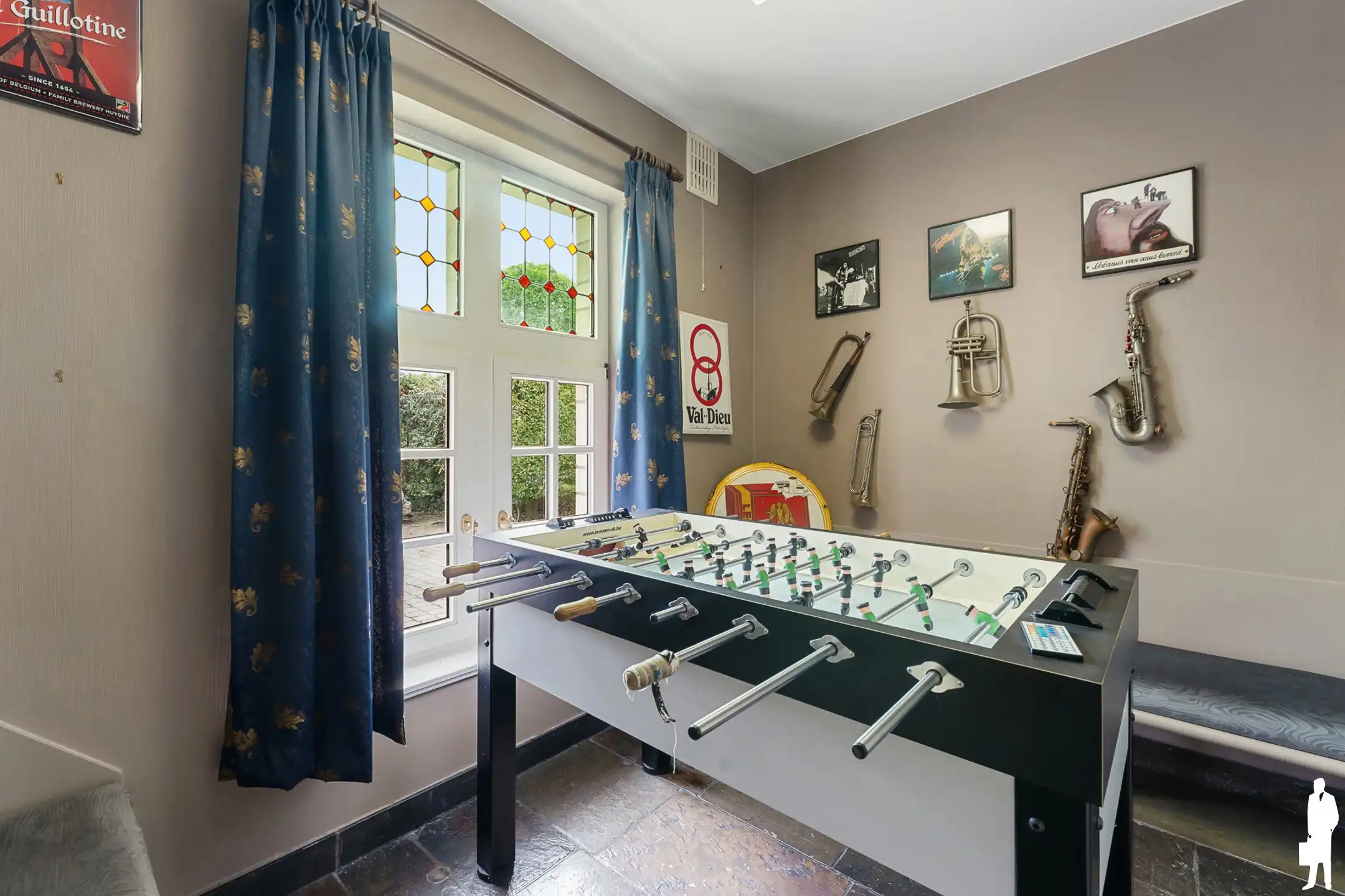 Exclusieve villa met praktijkruimte op domein van 1,4 ha foto 17
