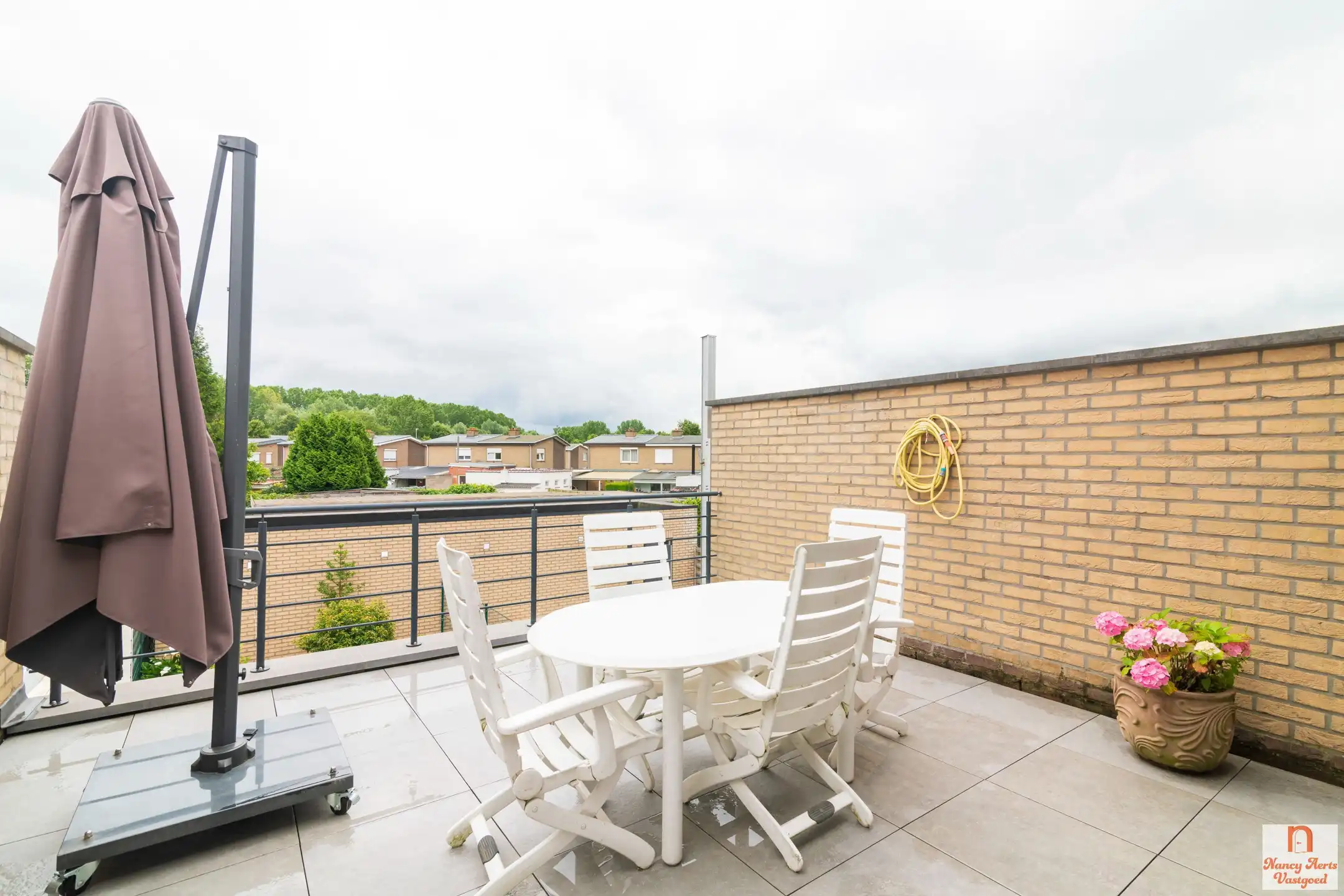 Ruim energiezuinig duplexappartement met terras in Halen foto 22