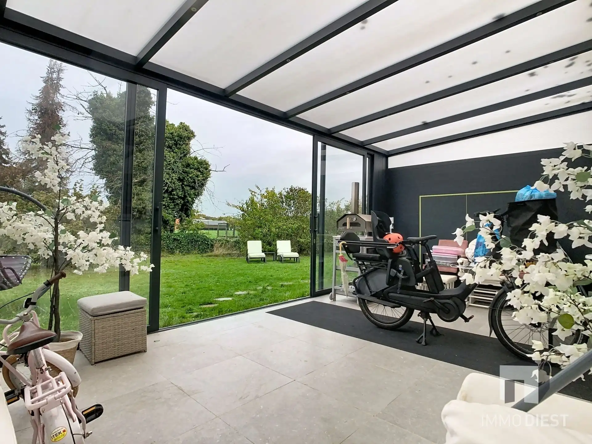 Gelijkvloerse gerenoveerde woning -  EPC C foto 6