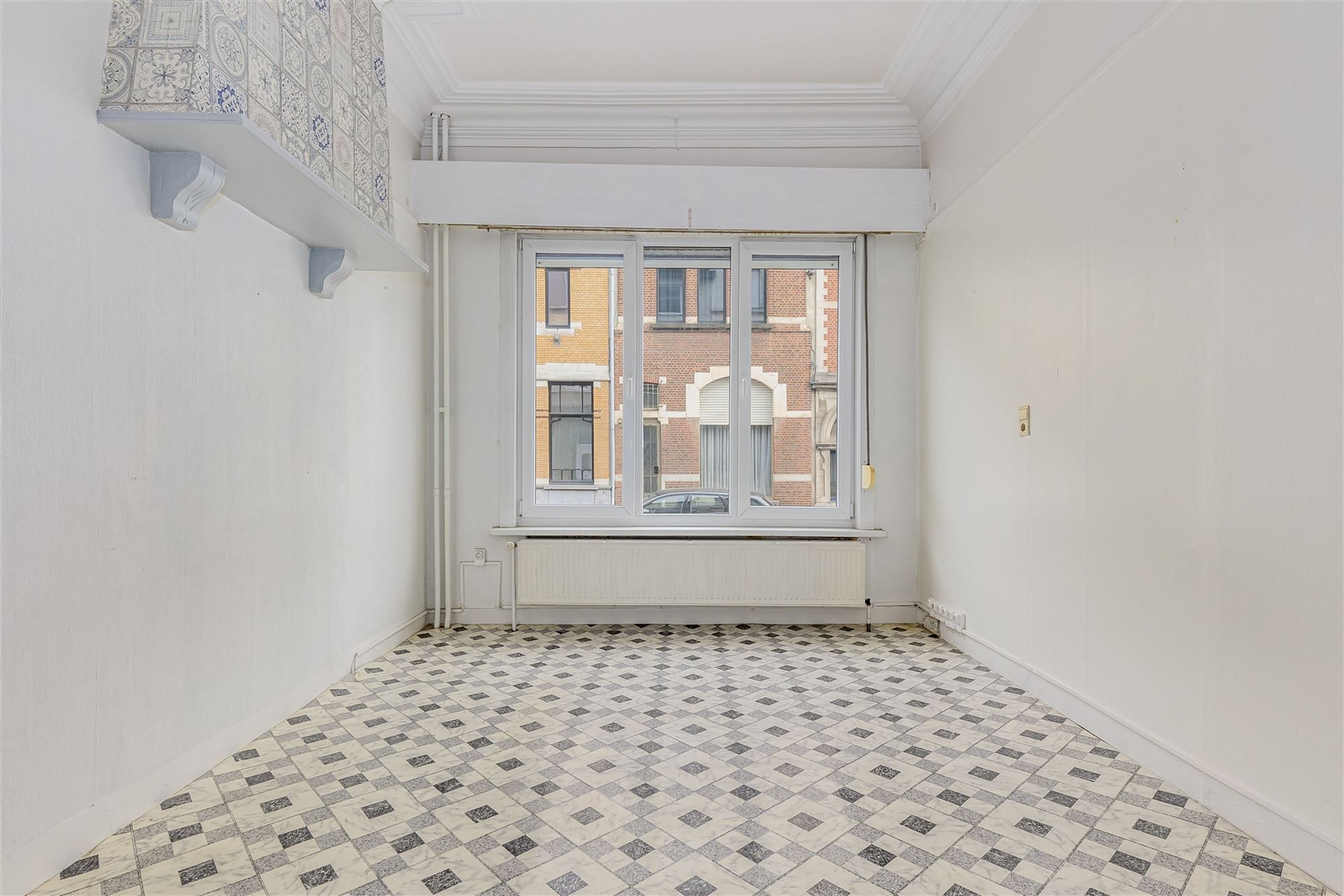 Charmante woning met enorm potentieel in hartje Berchem foto 6