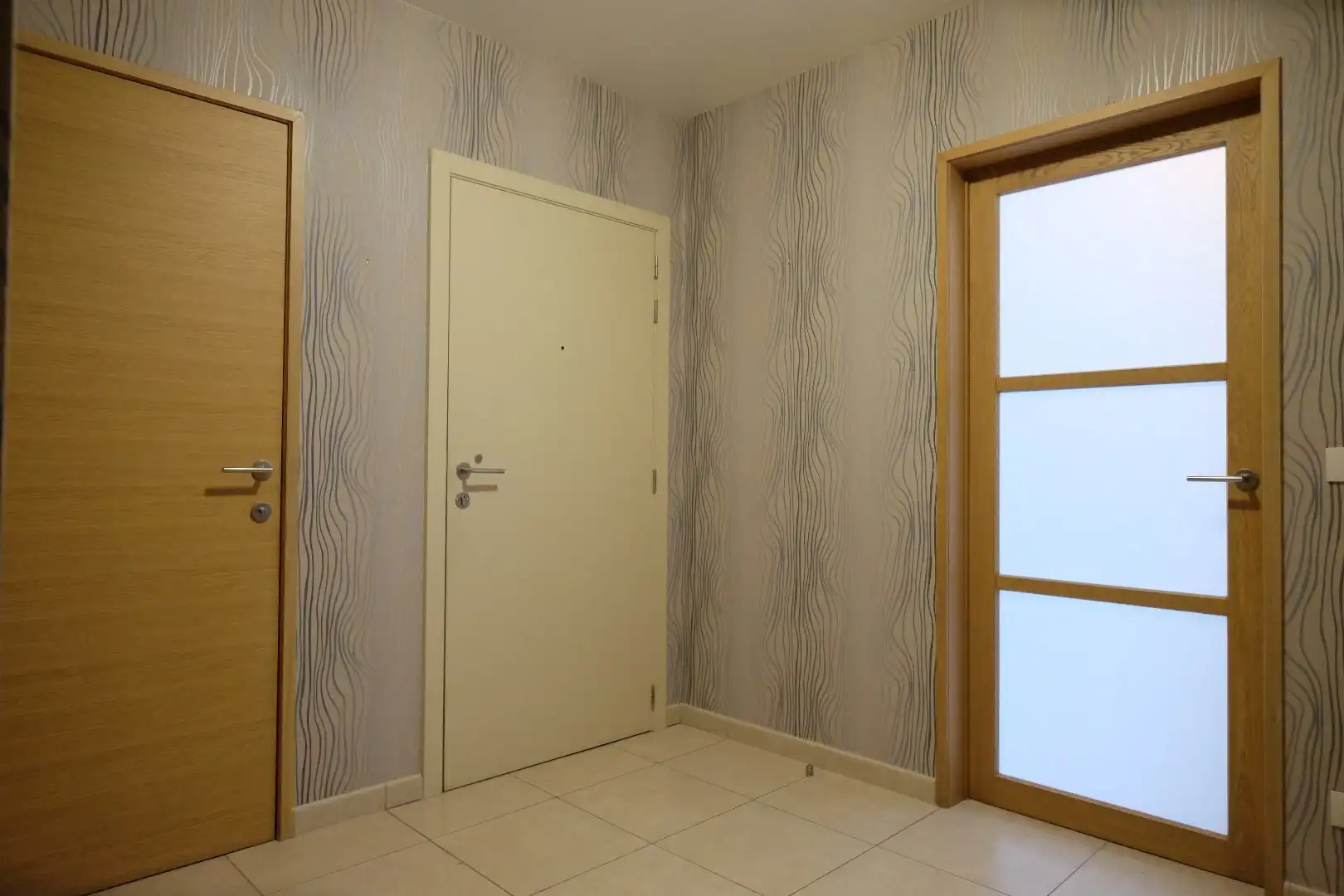 Gelijkvloers appartement op marktplein Gits foto 5