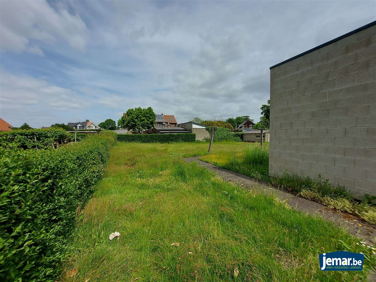 Cité woning met 3 slaapkamers en zeer grote tuin foto 13