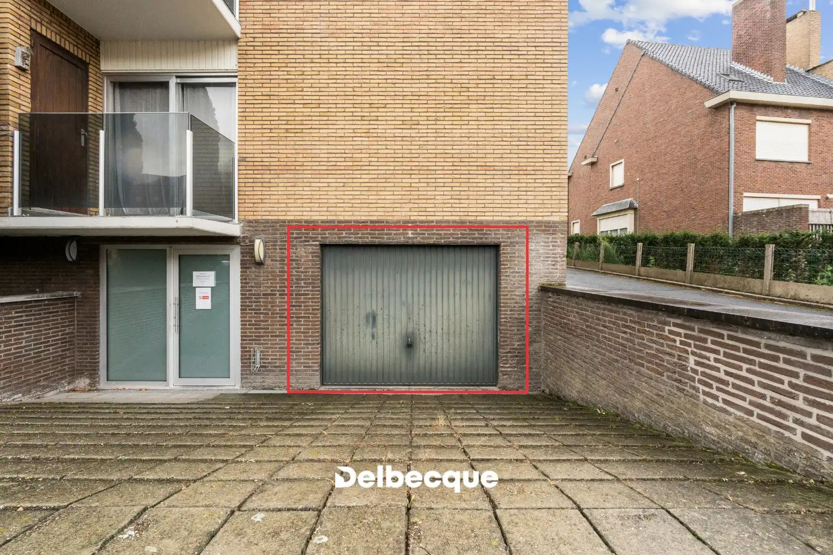 Volledig gerenoveerd appartement met 2 slk en open zicht in topbuurt Kristus-Koning foto 15