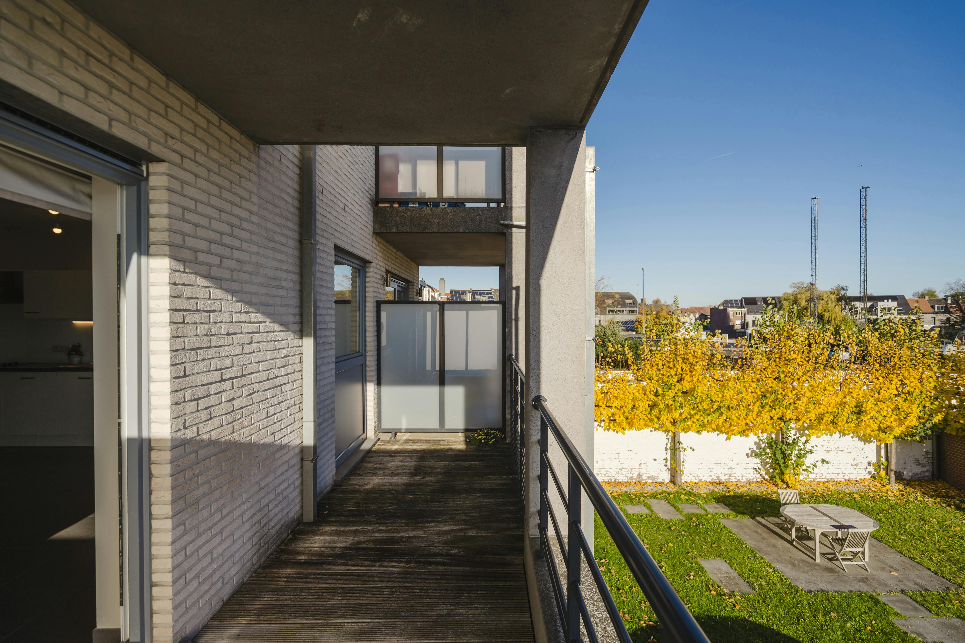 Energiezuinig appartement te koop in hartje Bissegem! foto 8