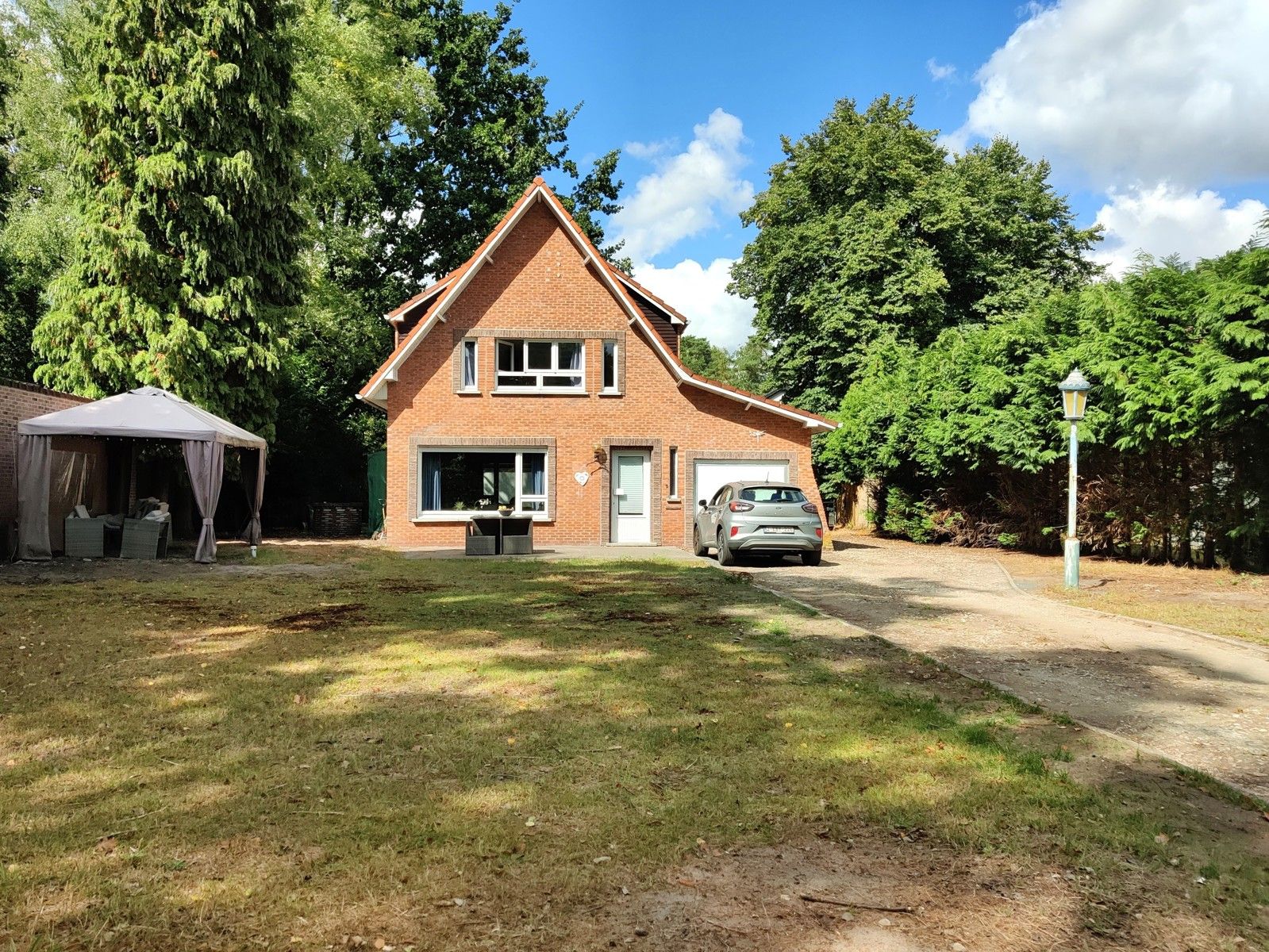 Charmante woning met magazijn  foto 15