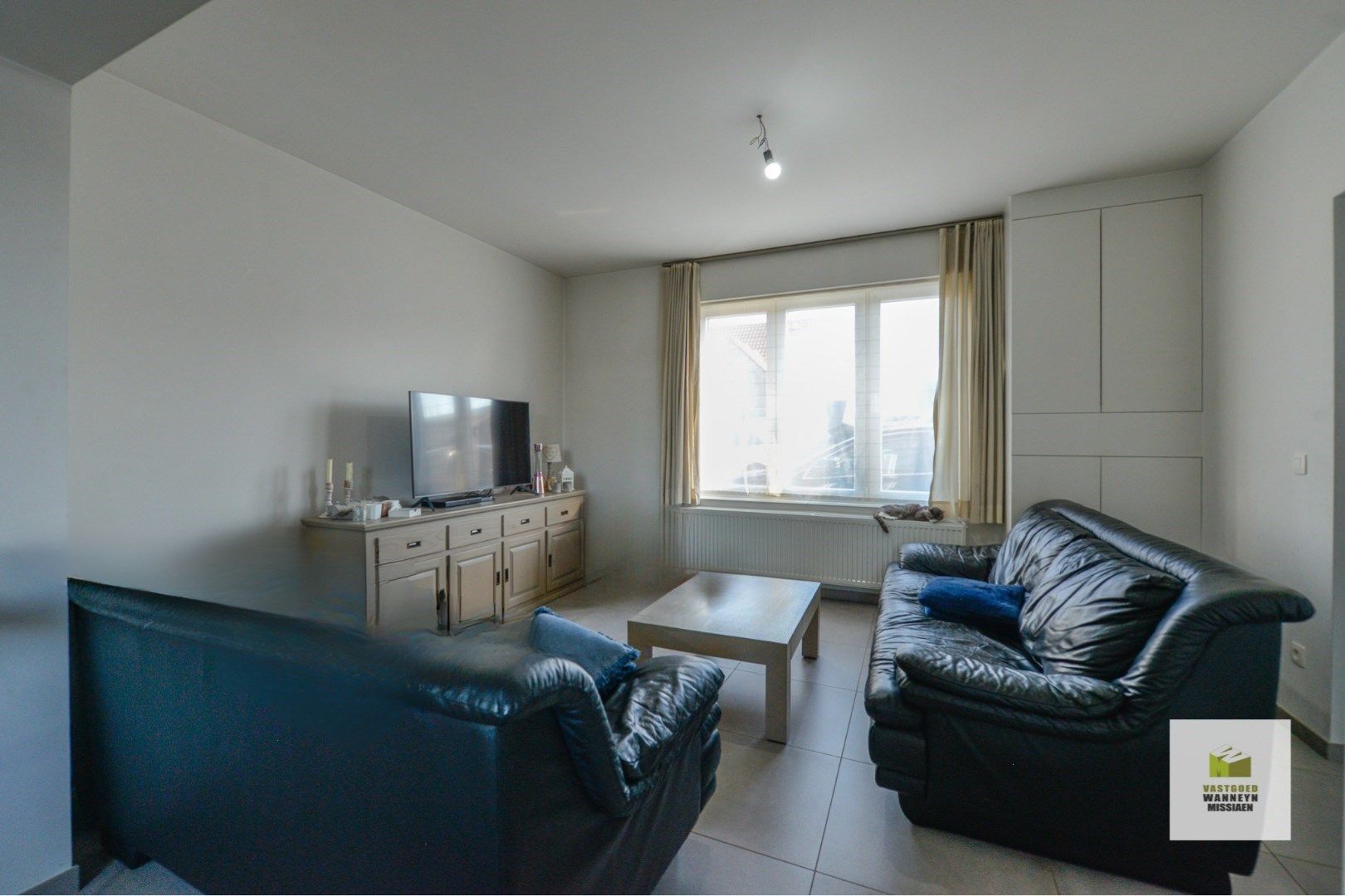 Gerenoveerde instapklare woning op 805m2 te centrum Wingene  foto 3