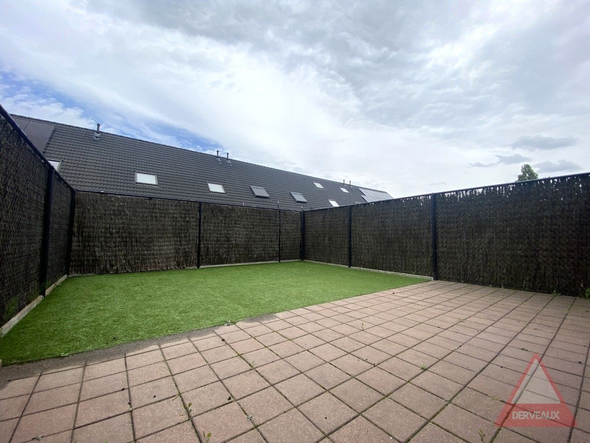 Roeselare – Instapklare gezinswoning met zonnige tuin en carport foto 17