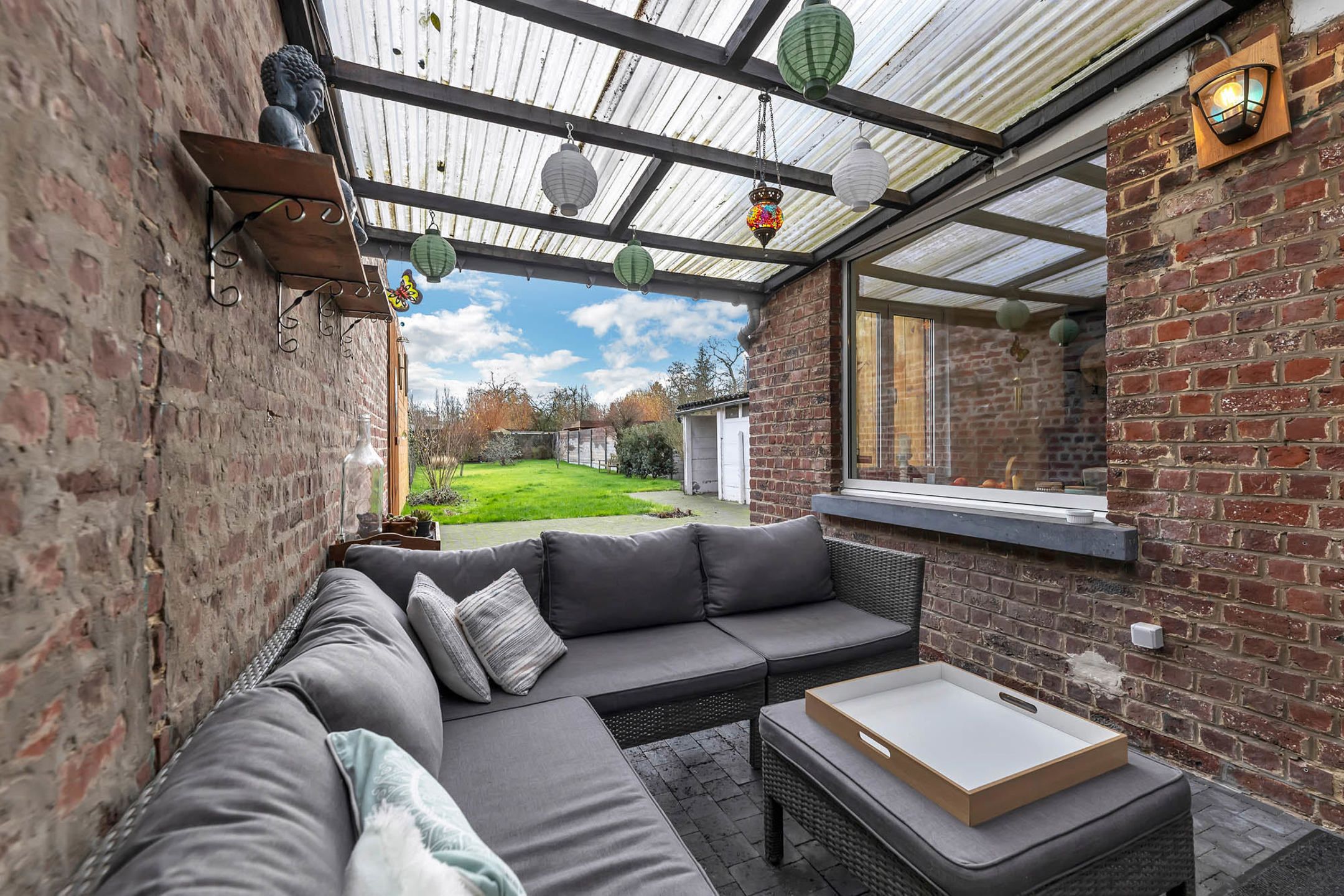 Instapklare woning met 5 slpks, tuin en fietsgarage foto 26