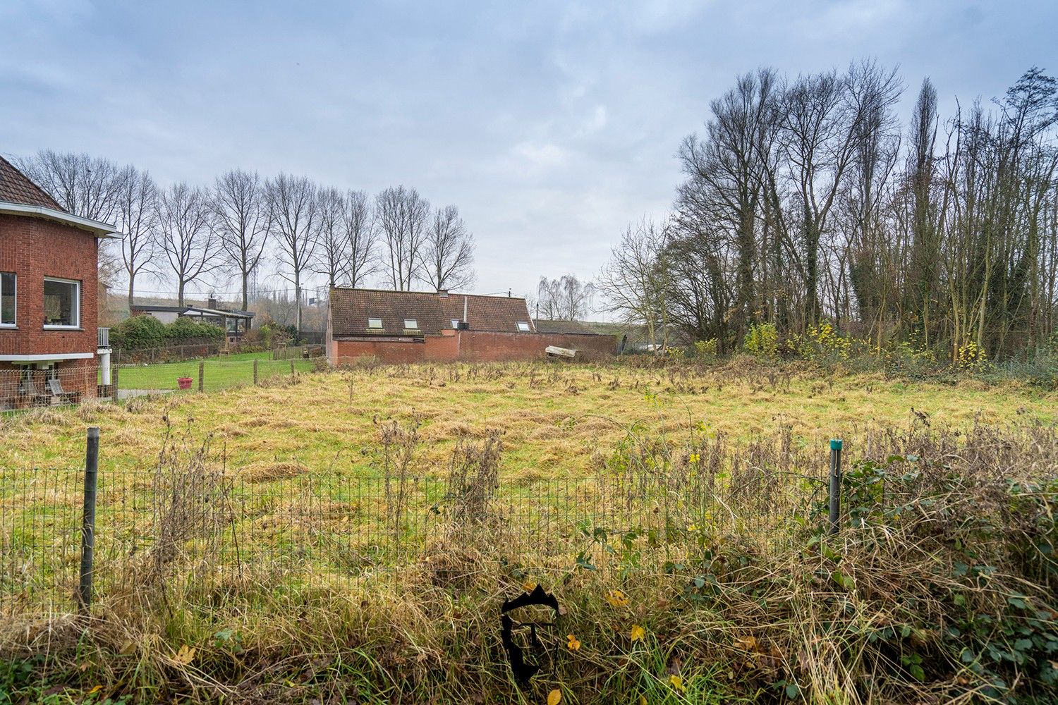 BOUWGROND OP RESIDENTIËLE LIGGING foto 6