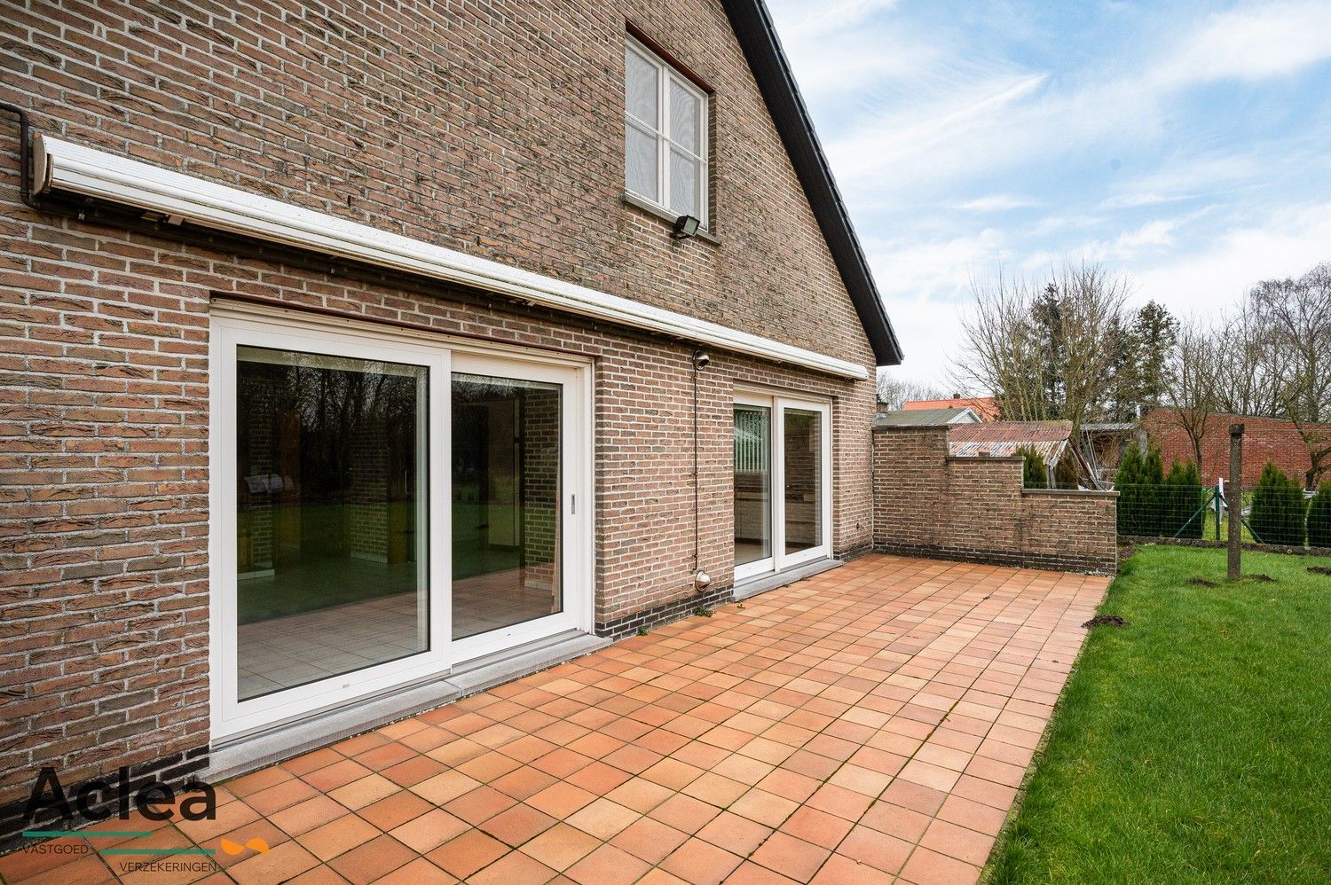 Ruime woning met veel extra potentieel op een mooi zuid gericht perceel foto 16