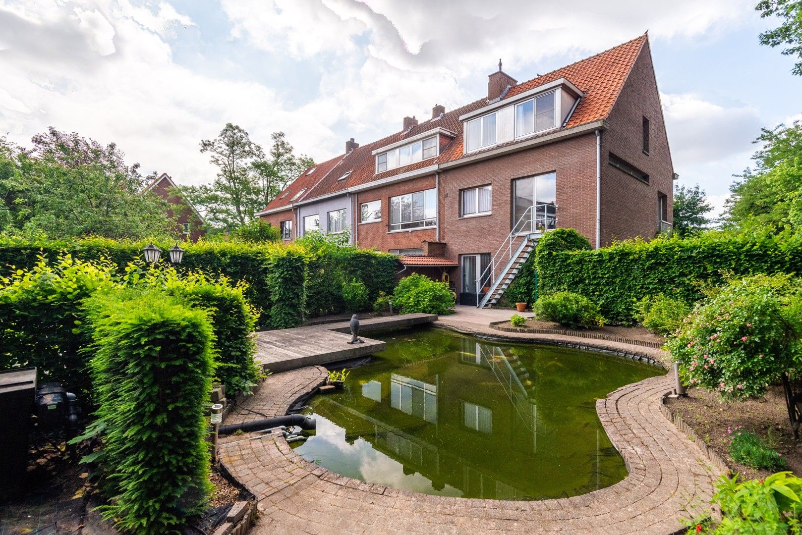 Prachtige HOB op het einde van een doodlopende straat in hart van het groene Linkeroever! foto 17