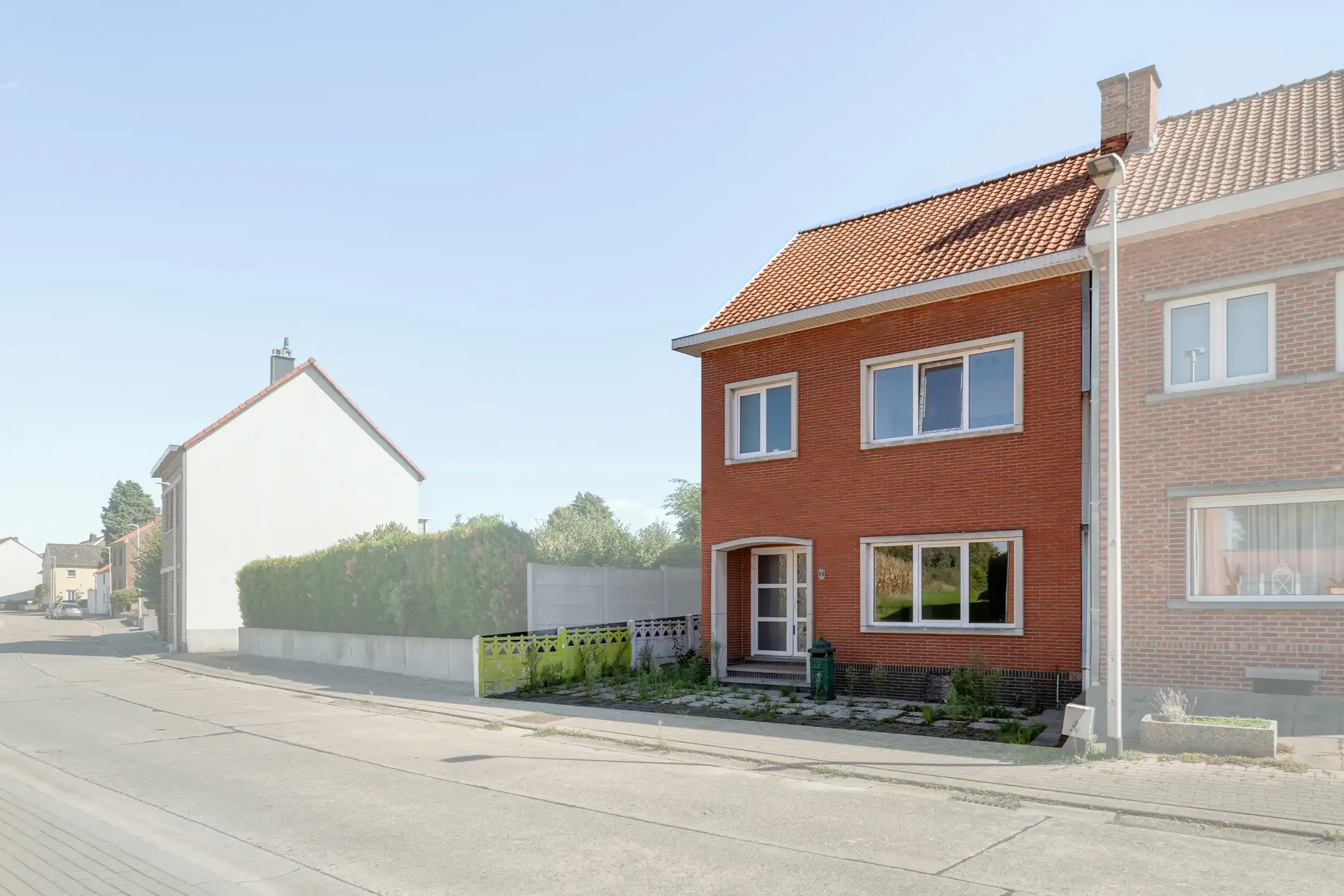 Halfvrijstaande woning in het centrum van Riemst foto 30