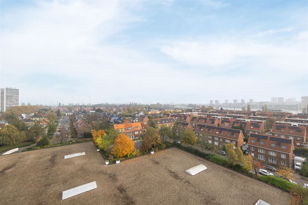 Instapklaar appartement met groot terras foto 15