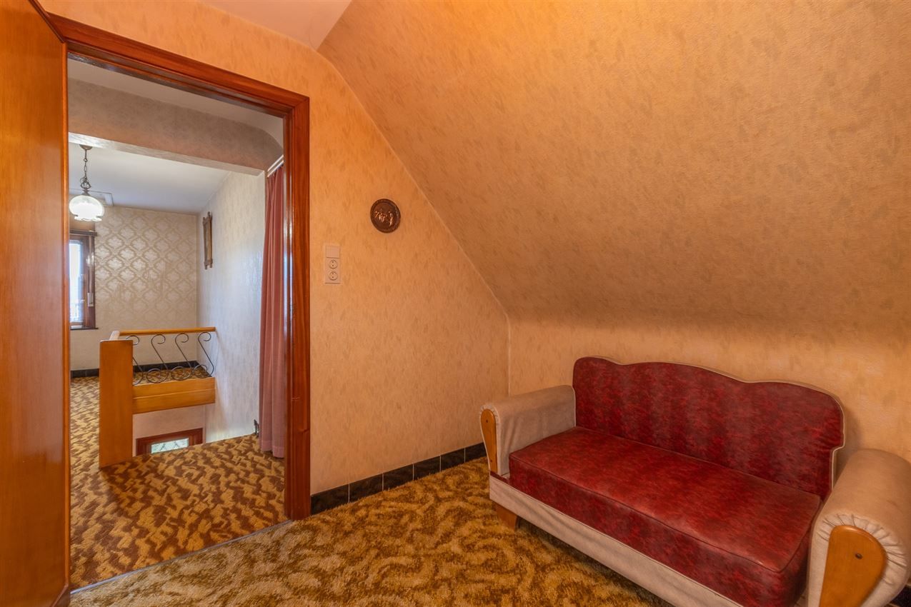 Vrijstaande woning met 3slk in verkeersluwe straat foto 11