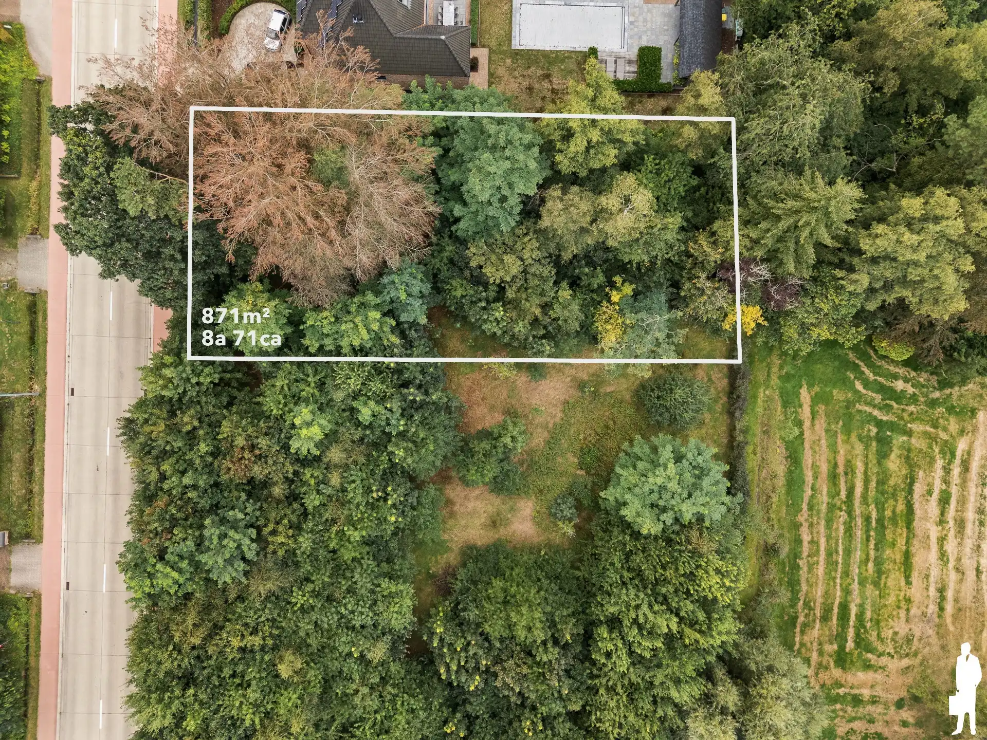 Villaperceel van ca. 9 are - zicht op achterliggende natuur foto 5