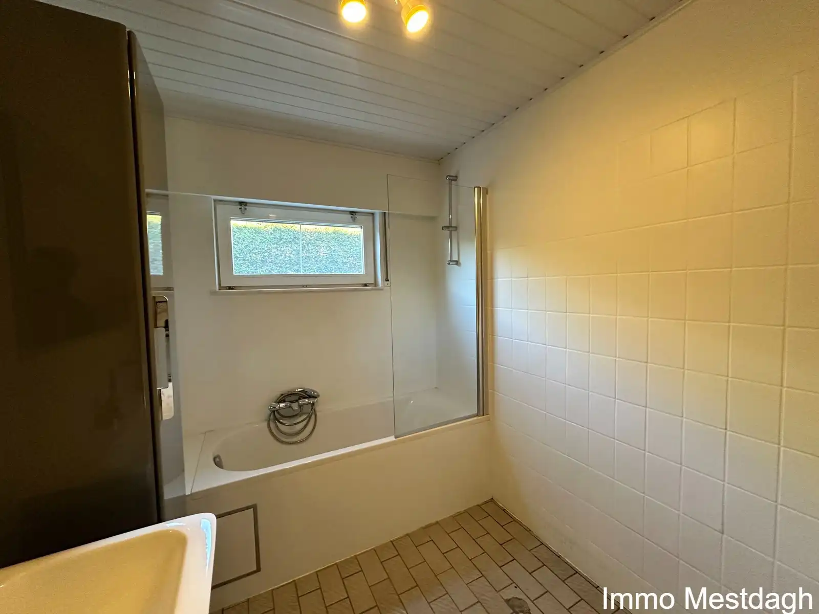 Karaktervolle, instapklare vrijstaande woning in het groene Miskom foto 19