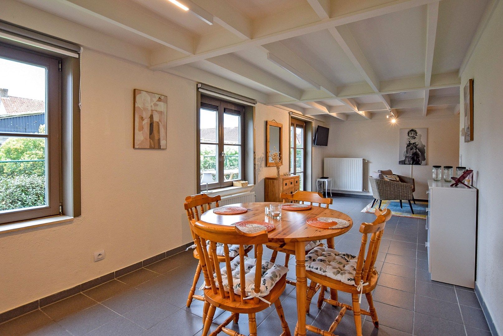 Prachtig onderhouden vakantiewoning (type vissershuis) met 3 slaapkamers en privé-parkeerplaats te Oostduinkerke.  foto 11