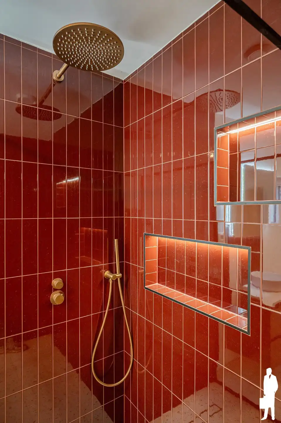 Volledig gerenoveerde en instapklare woning met zonnige tuin te Brasschaat! foto 11