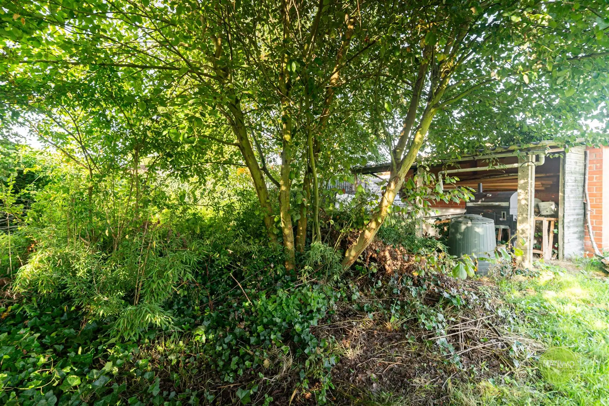 Karaktervolle woning op een uitzonderlijk ruim perceel!  foto 37