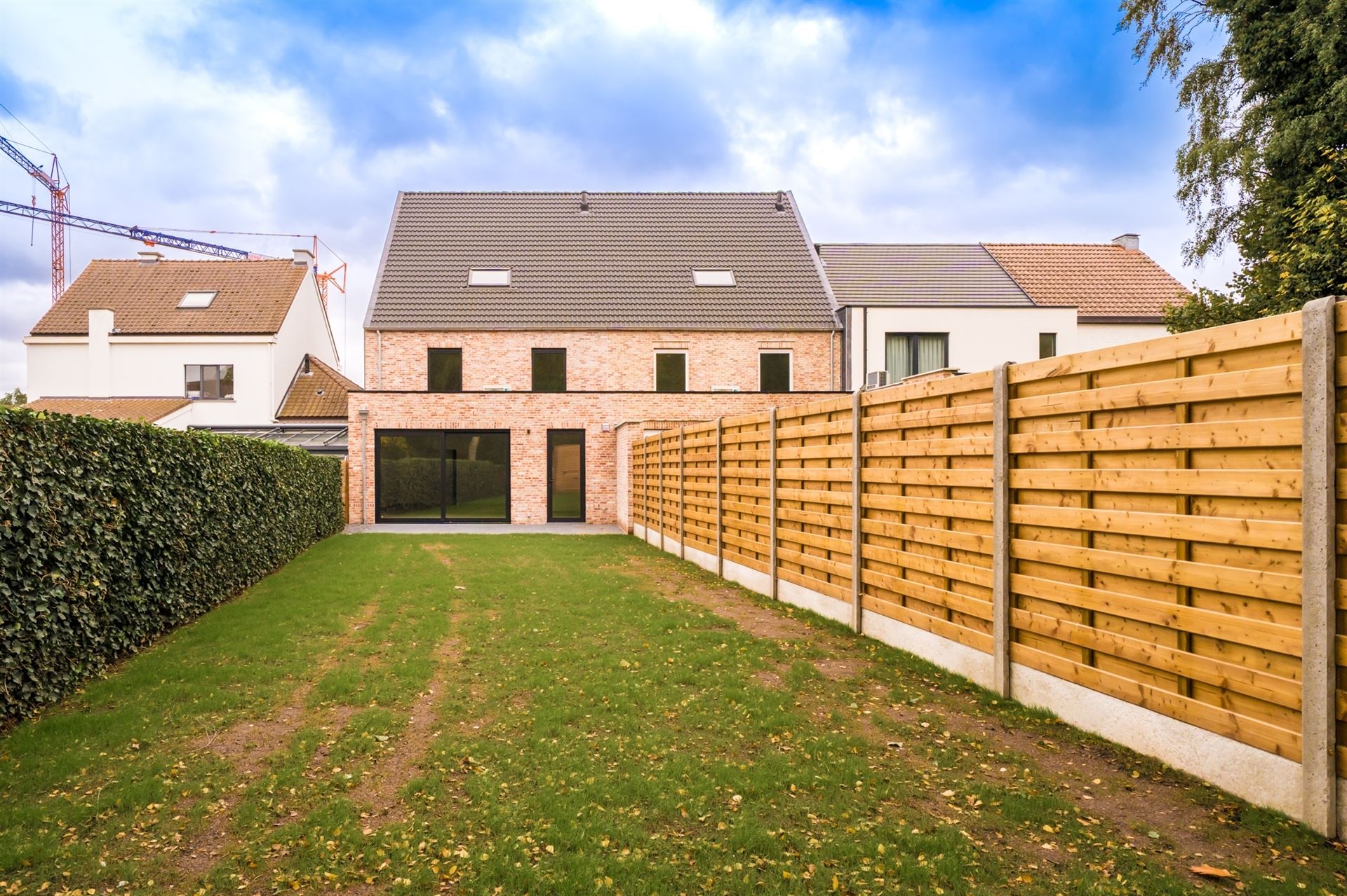 Moderne nieuwbouwwoning met 4 slpkm, tuin en garage  foto 25