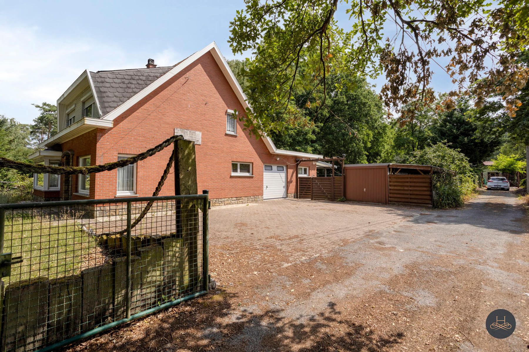 Rustig en residentieel gelegen renovatiewoning in het groen foto 26