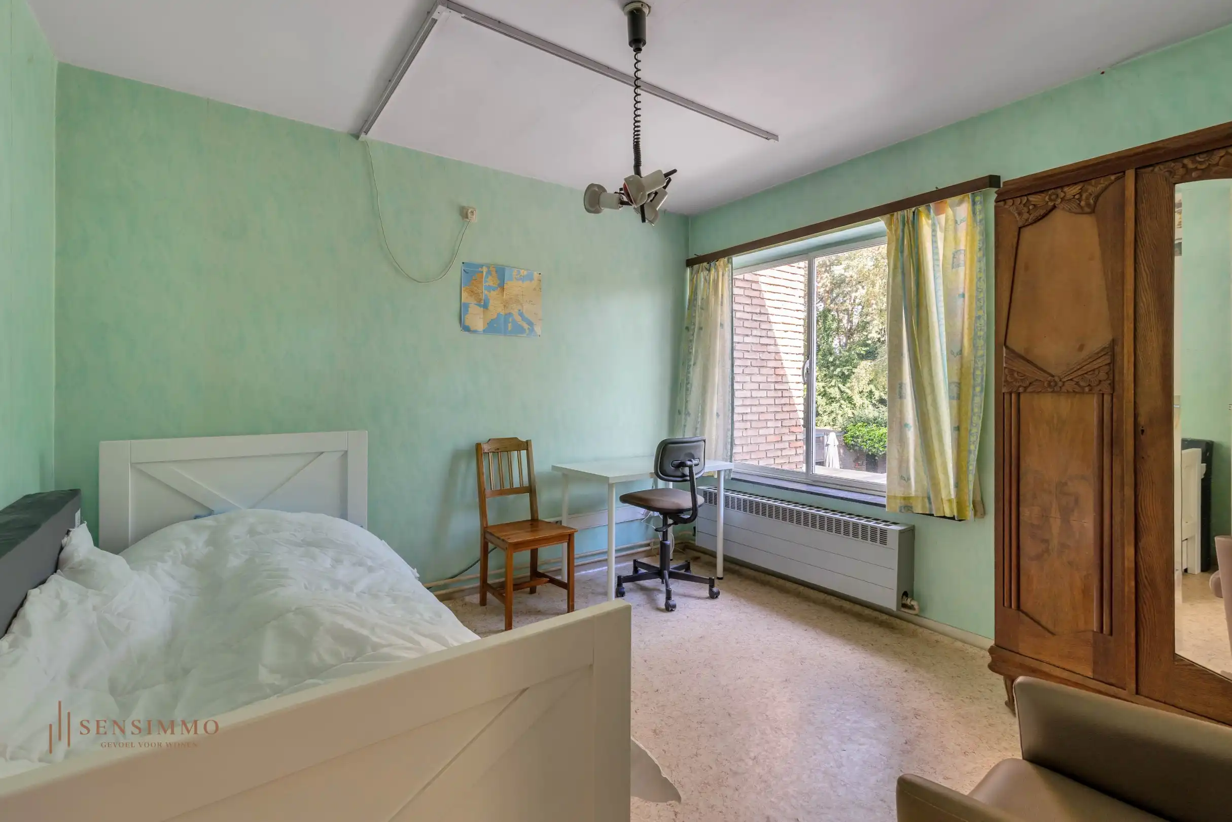 RUIME HALFOPEN WONING MET 4 SLAAPKAMERS OP RUSTIGE LIGGING foto 16