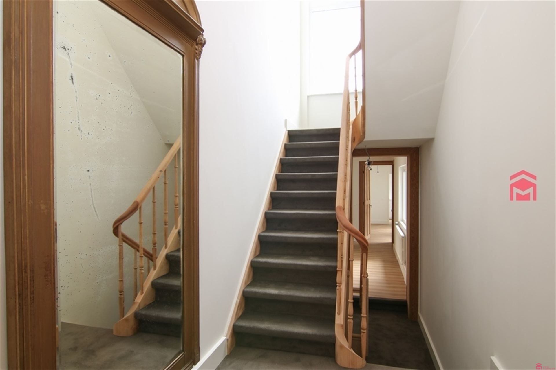 Duplex appartement nabij station Kortrijk - Tijdelijke verhuring foto 8