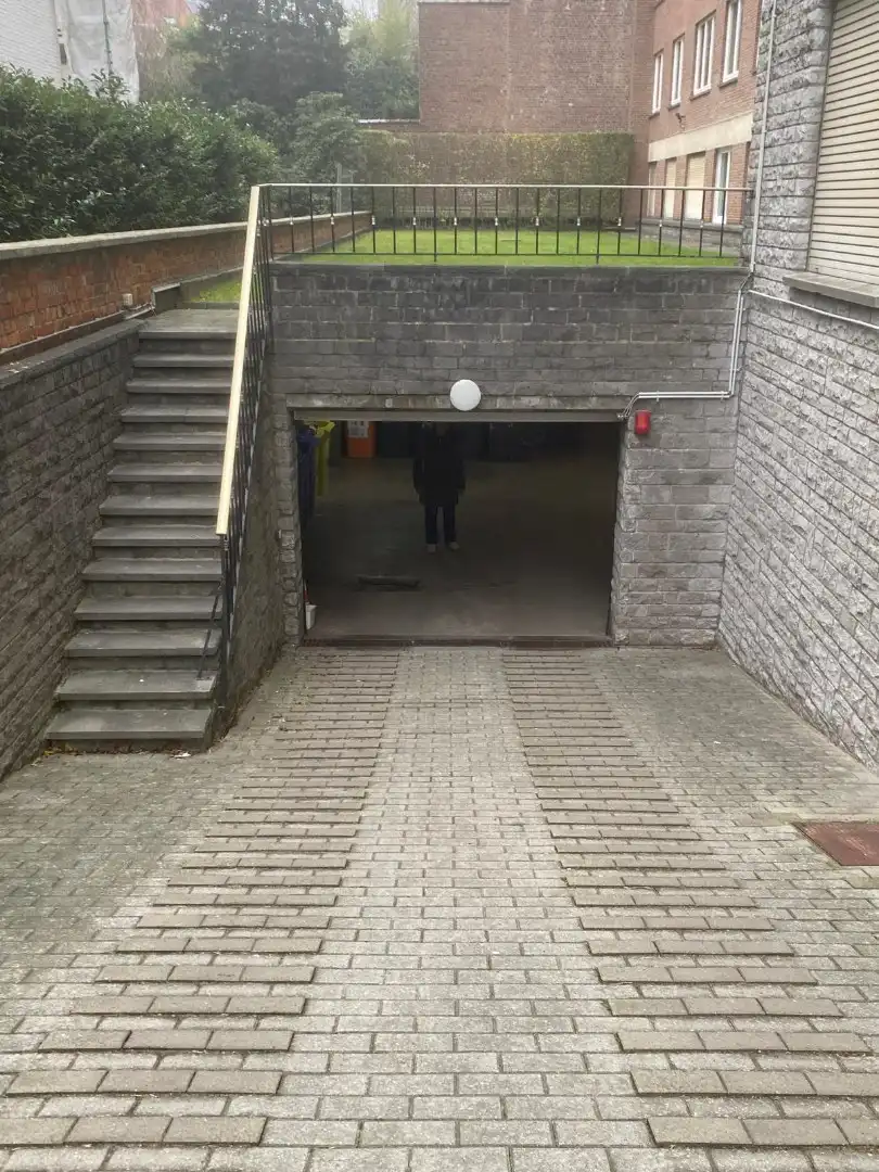 Garage te koop Avenue Jeanne 19 - - 1050 Ixelles
