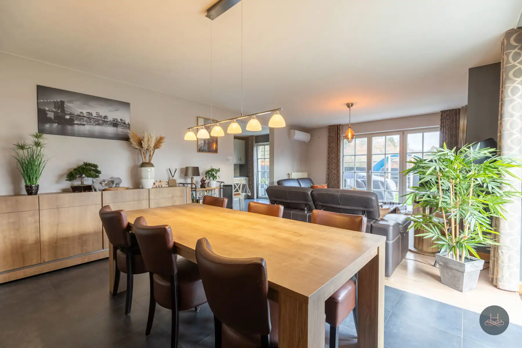 Instapklare gezinswoning met leuke tuin foto 4