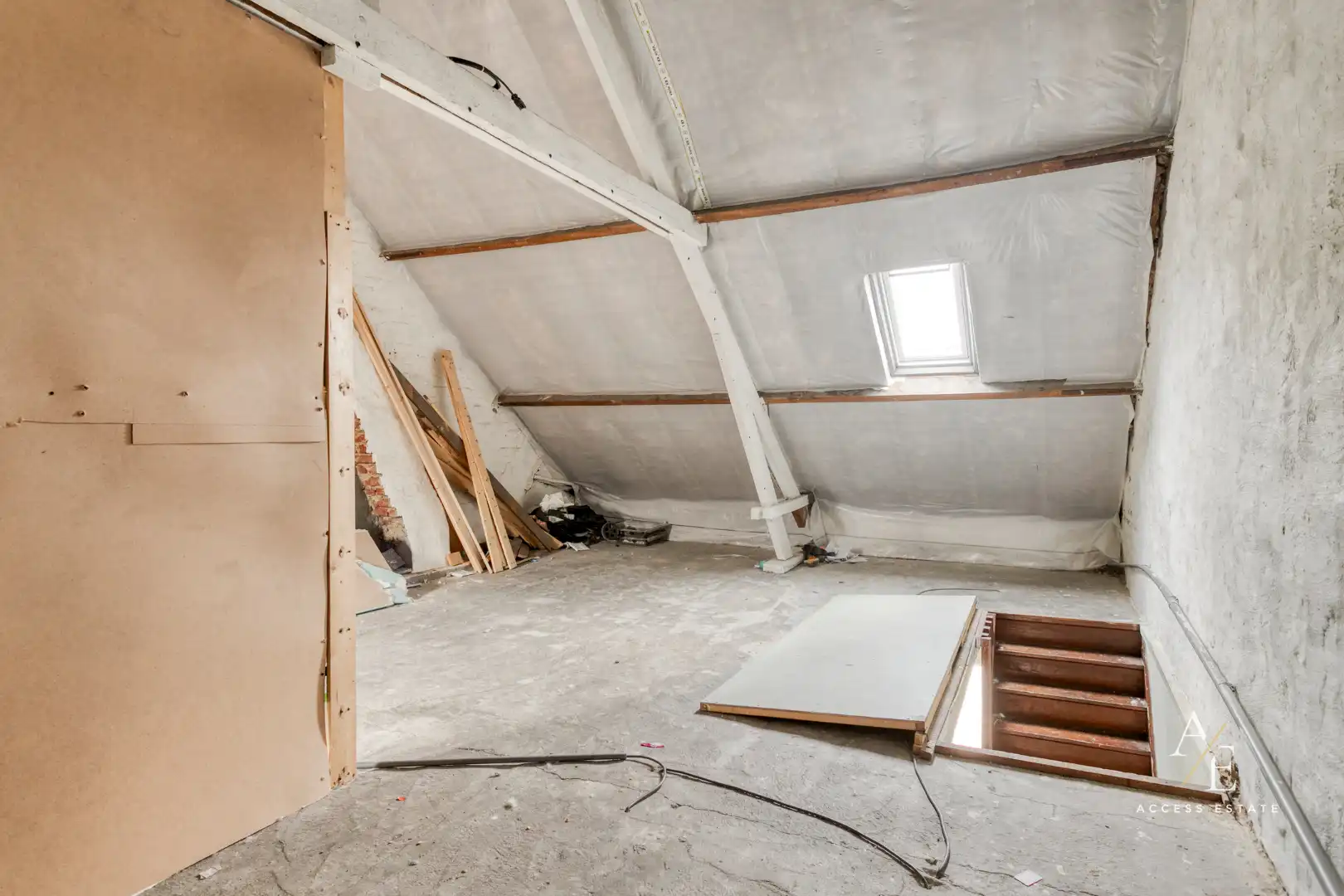 CENTRAAL GELEGEN WONING MET 3 (+2) SLAAPKAMERS EN AFGESLOTEN TUIN IN WEVELGEM foto 16