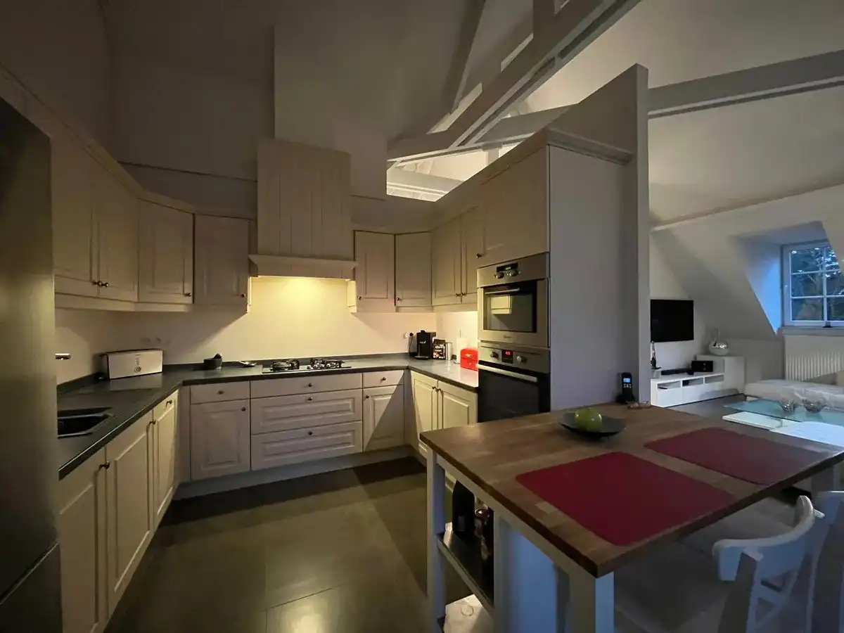 Uniek penthouse van 167 m² op toplocatie nabij het centrum van Mol! foto 6