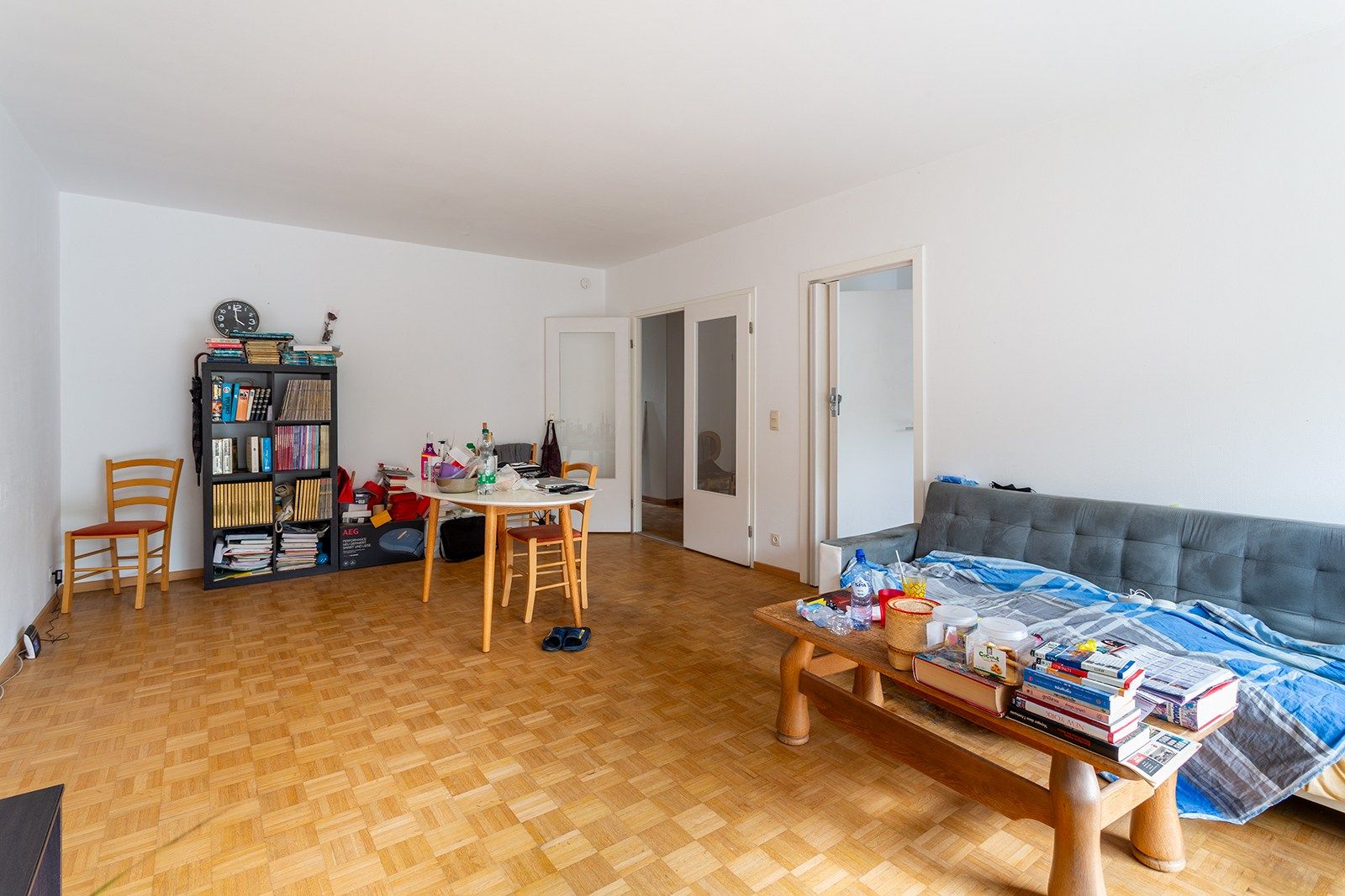 Ruim en lichtrijk appartement met 2 terrassen en garagebox foto 4