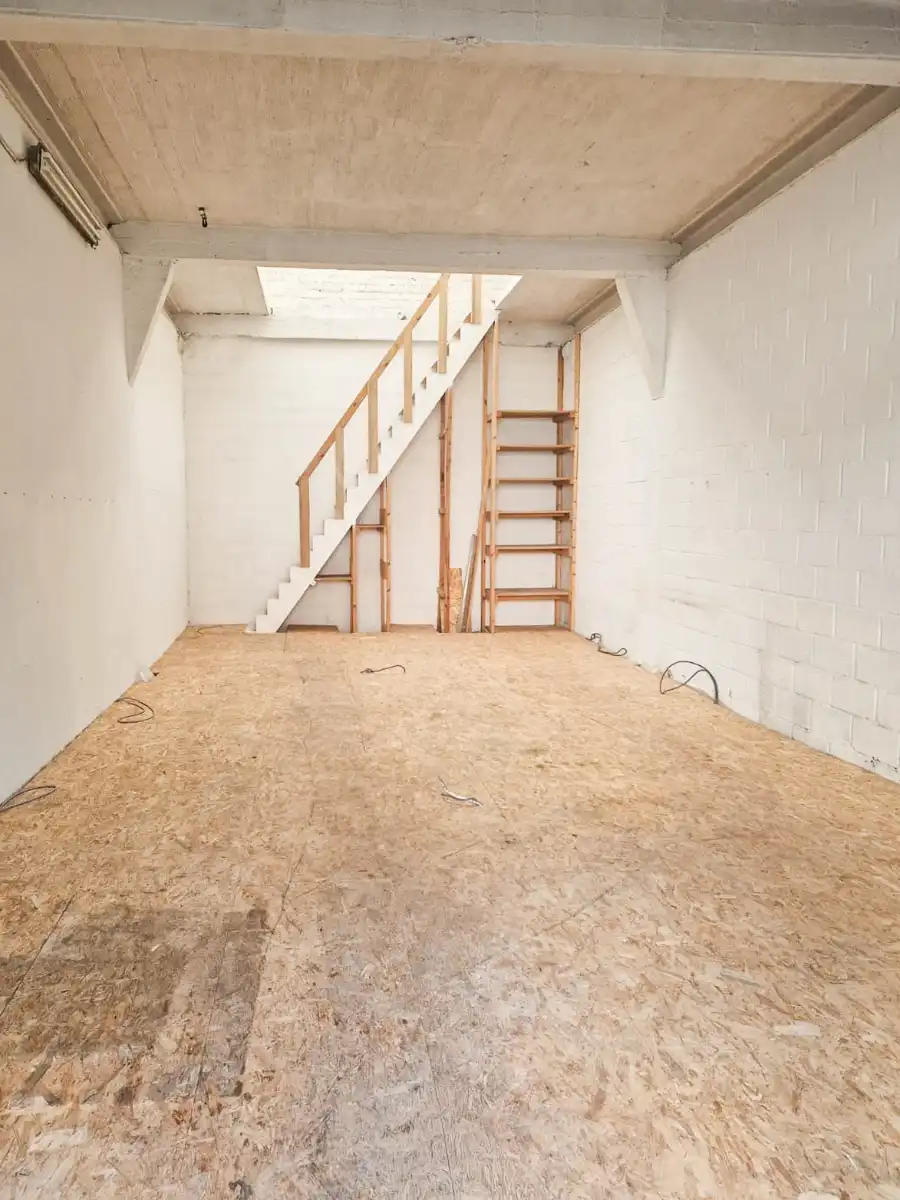 Loods (80 m²) te huur foto 11