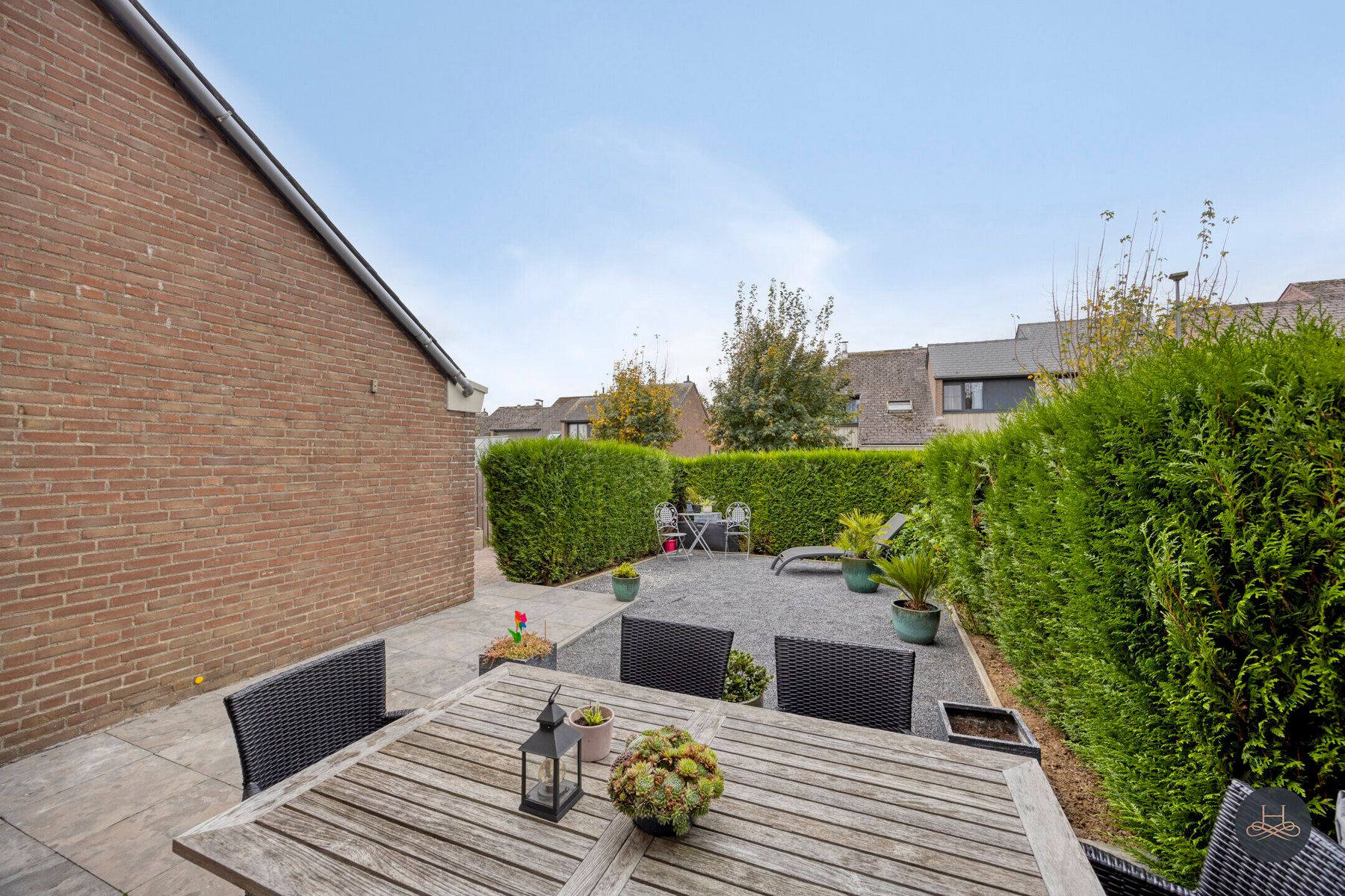 Gezellige woning op toplocatie in een doodlopende straat foto 27