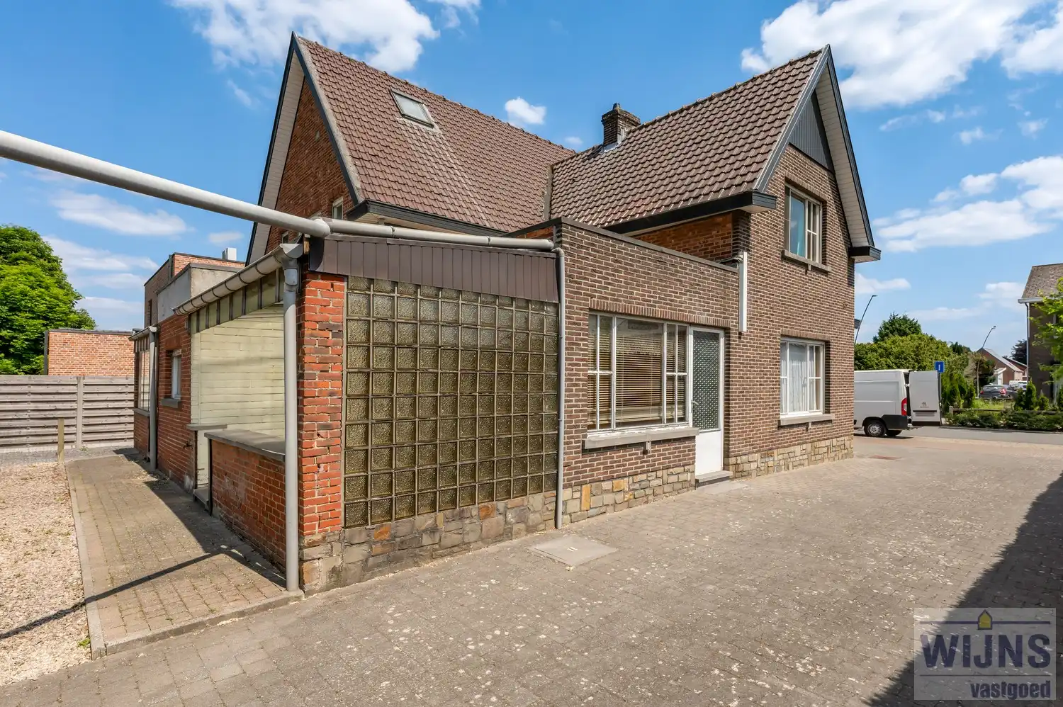 Karaktervolle open bebouwing in het centrum van Berlaar-Heikant met potentieel voor twee wooneenheden. foto 5