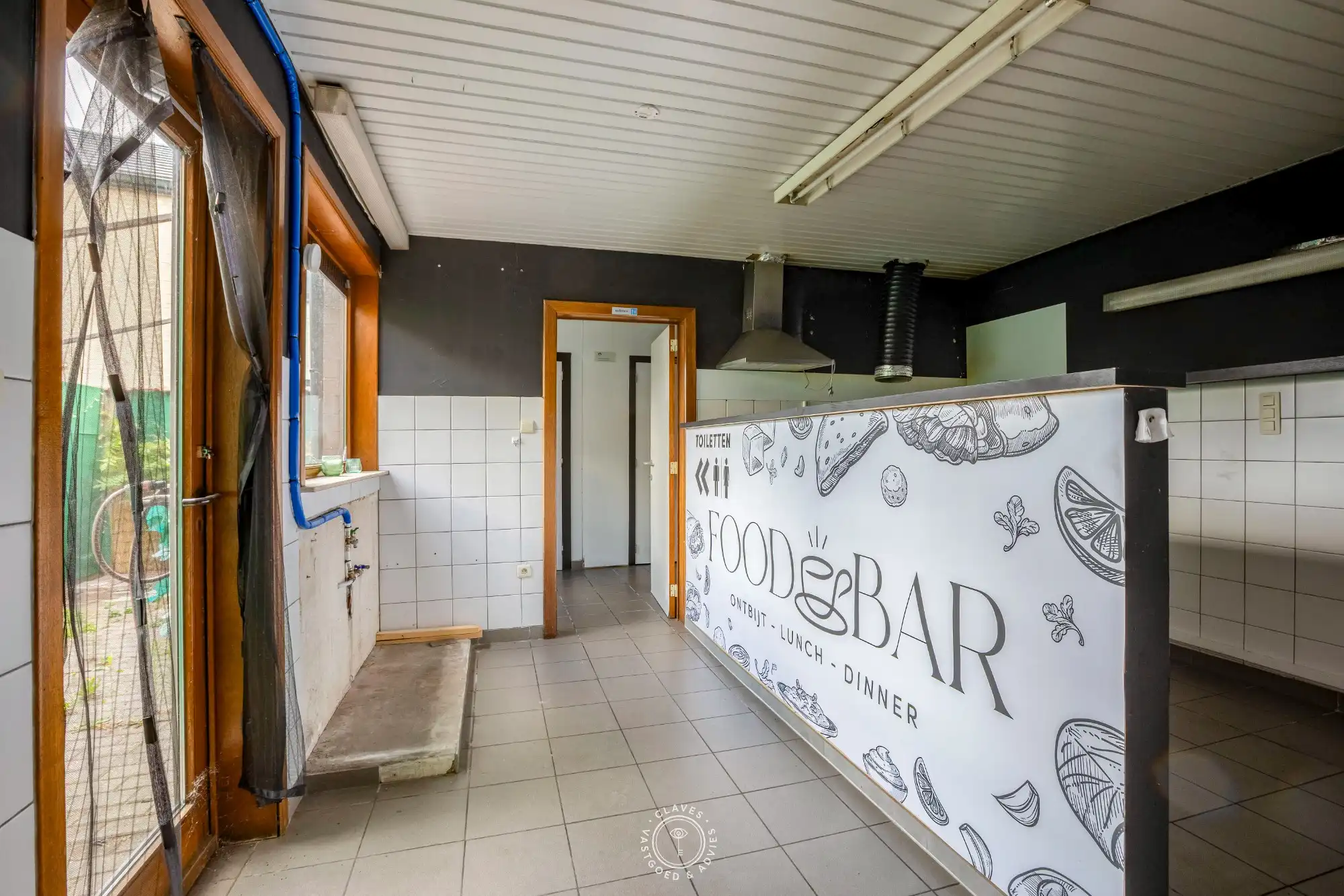 Handelsruimte met hoge zichtbaarheid – ideaal voor vrije beroepen of handel foto 5