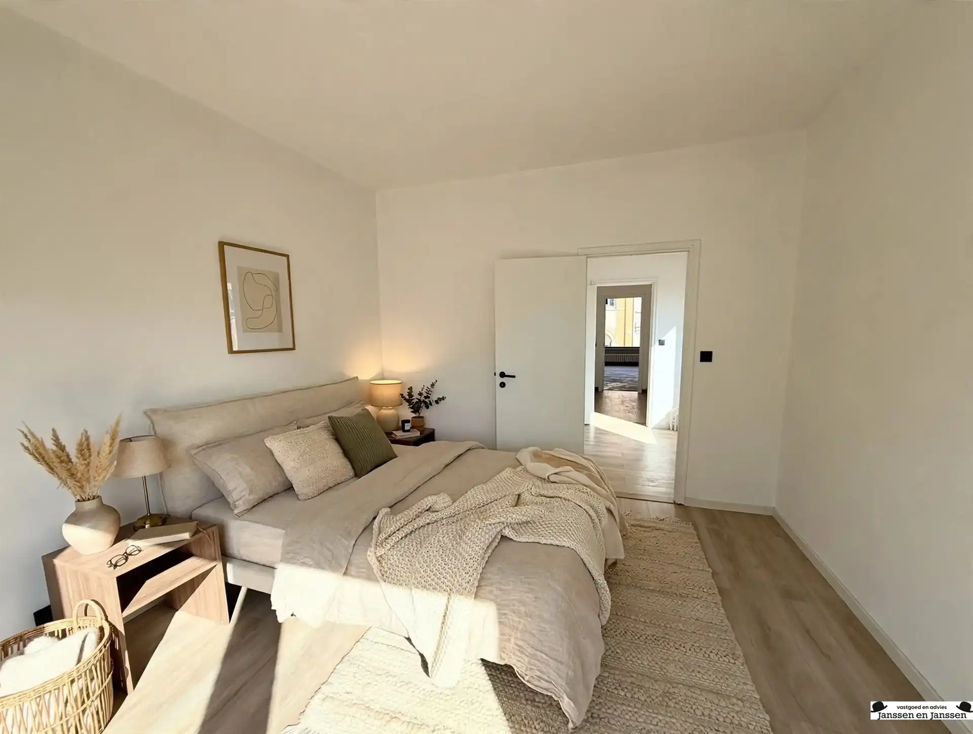 Lichtrijk appartement met 2 slaapkamers en terras foto 12