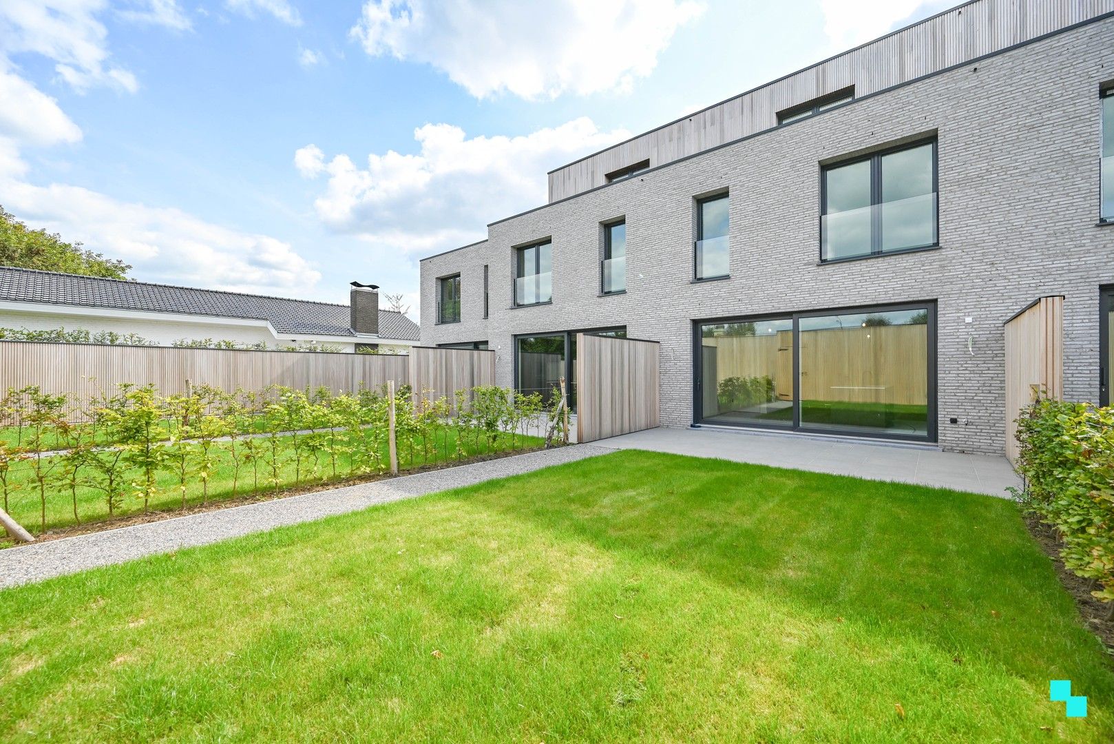 Hedendaagse, duurzame nieuwbouwwoning te Sint-Eloois-Vijve foto 23