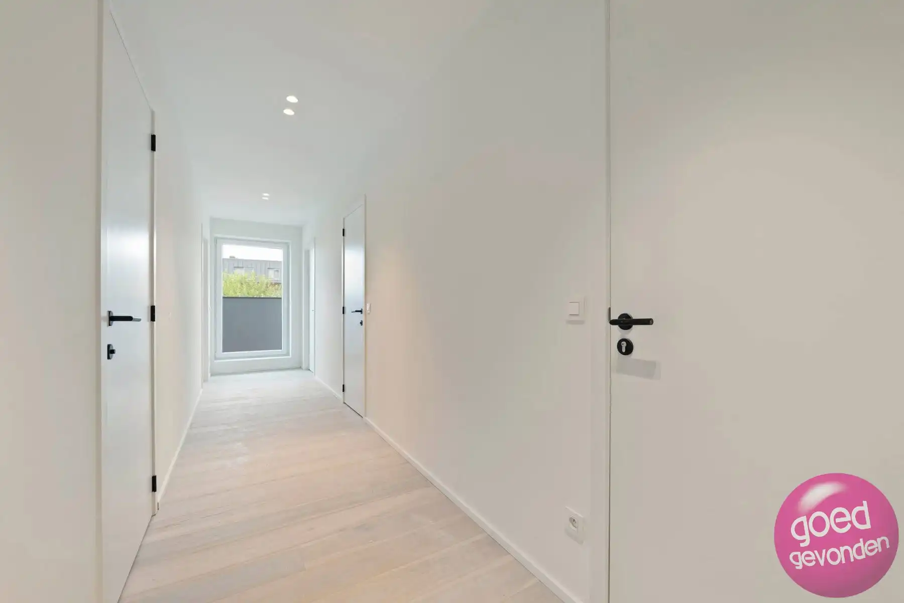 NIEUW APP - 2 SLK - TERRAS - KELDER - CENTRUM foto 12