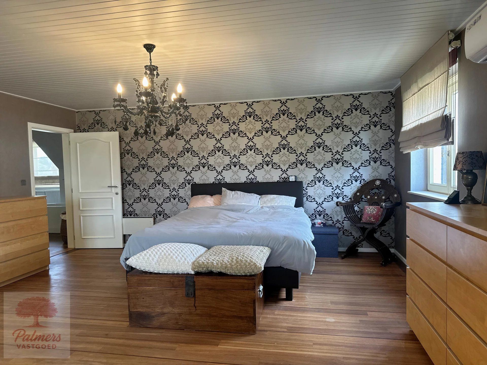 Discreet gelegen villa met karakter en comfort in hartje Alken foto 32