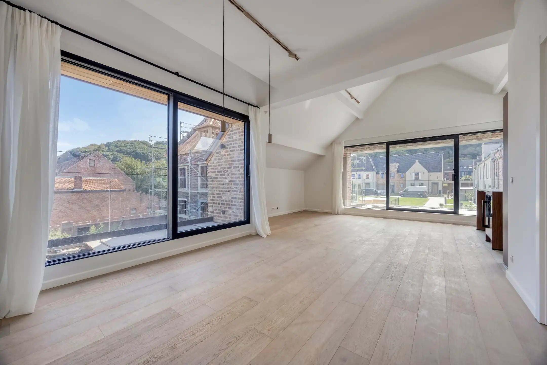 Luxueus afgewerkt gelijkvloersappartement met 3 slaapkamers foto 2