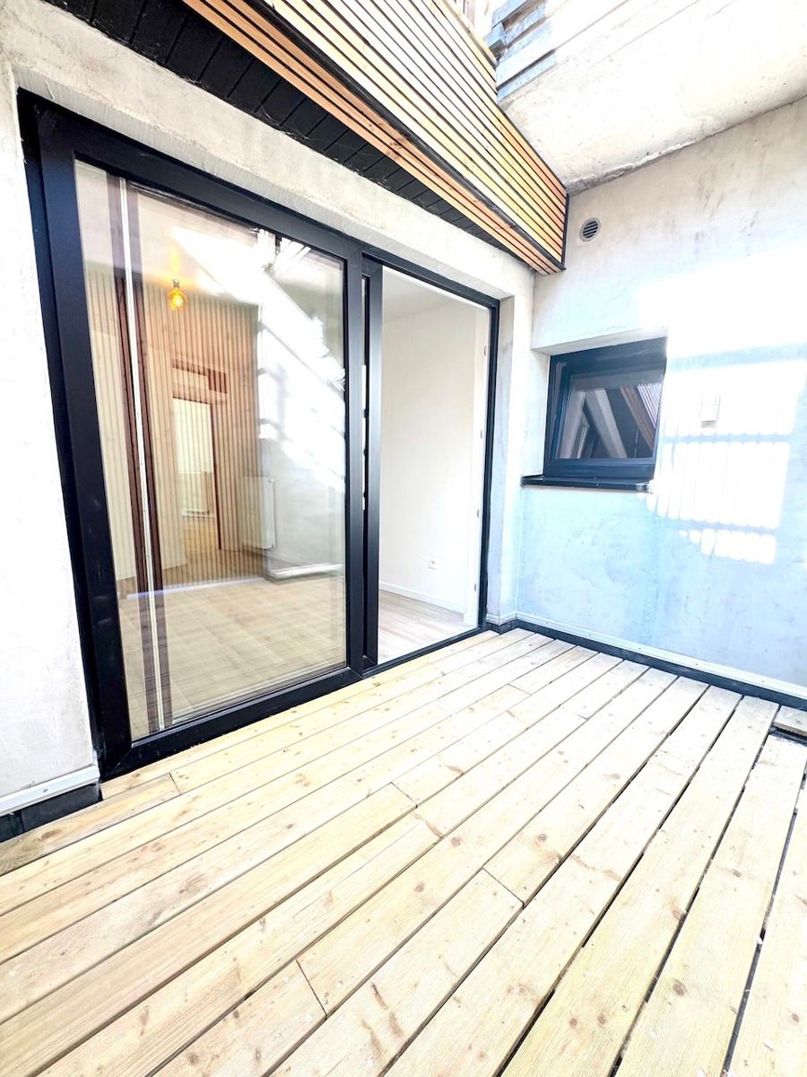 Volledig vernieuwd gelijkvloers appartement in het stadscentrum! foto 17